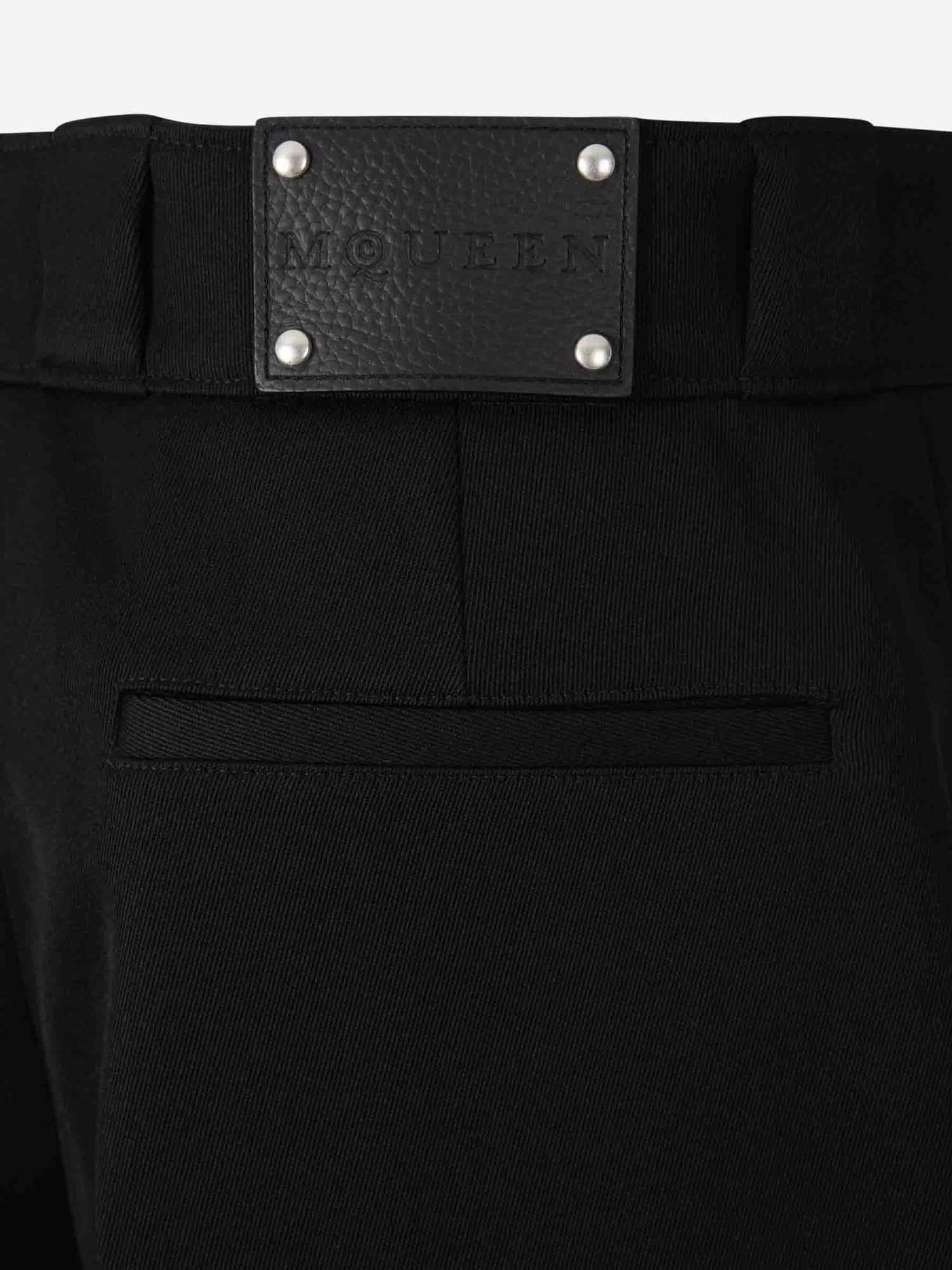 Alexander McQueen Hombre Barcelona Bermudas Formales Lana color Negro sku 523-001099 01 - Foto 4