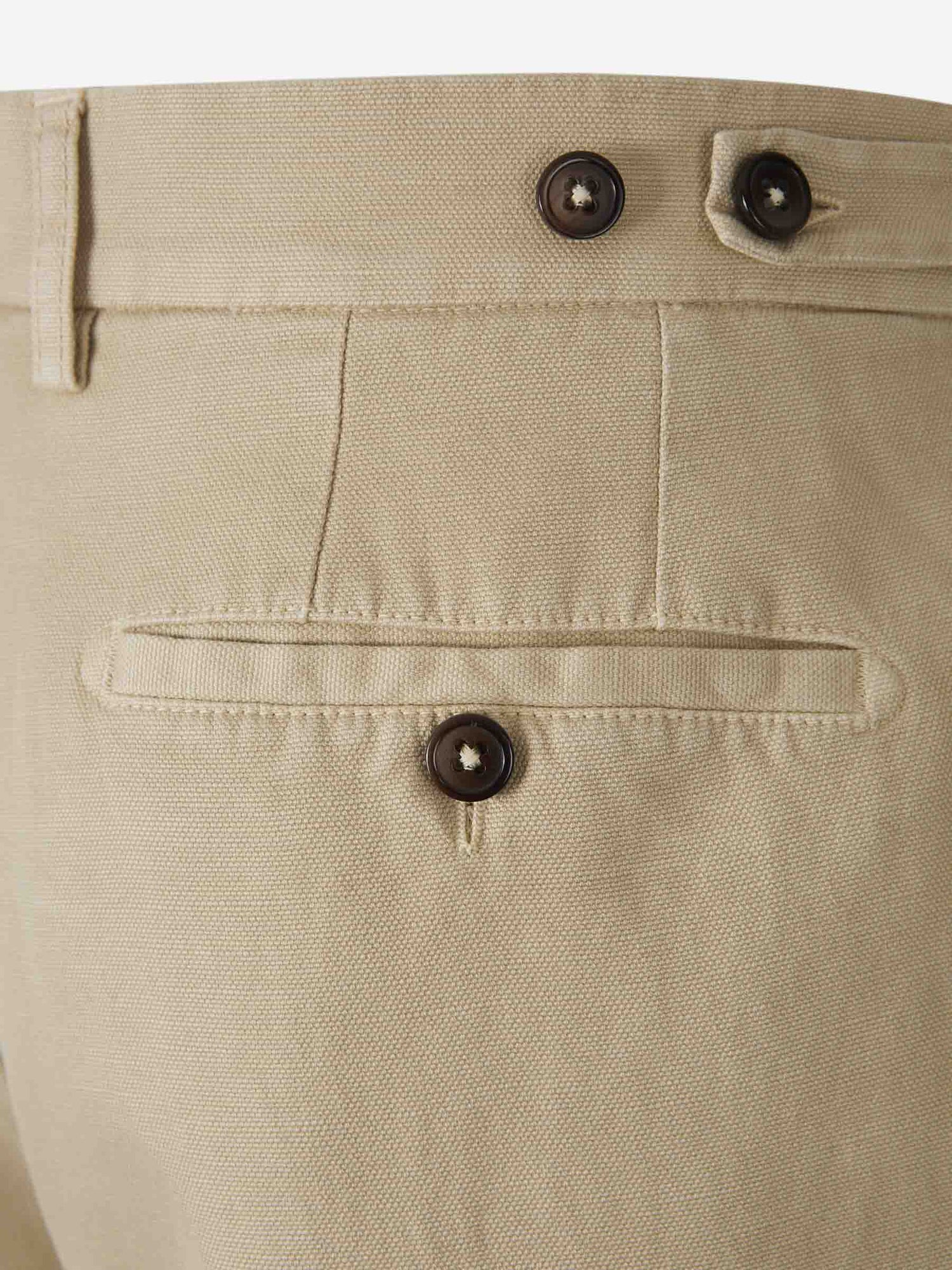 Outlet online Santa Eulalia Hombre Bermudas Rectas Lino color Beige sku 523-001135 01 - Foto 4