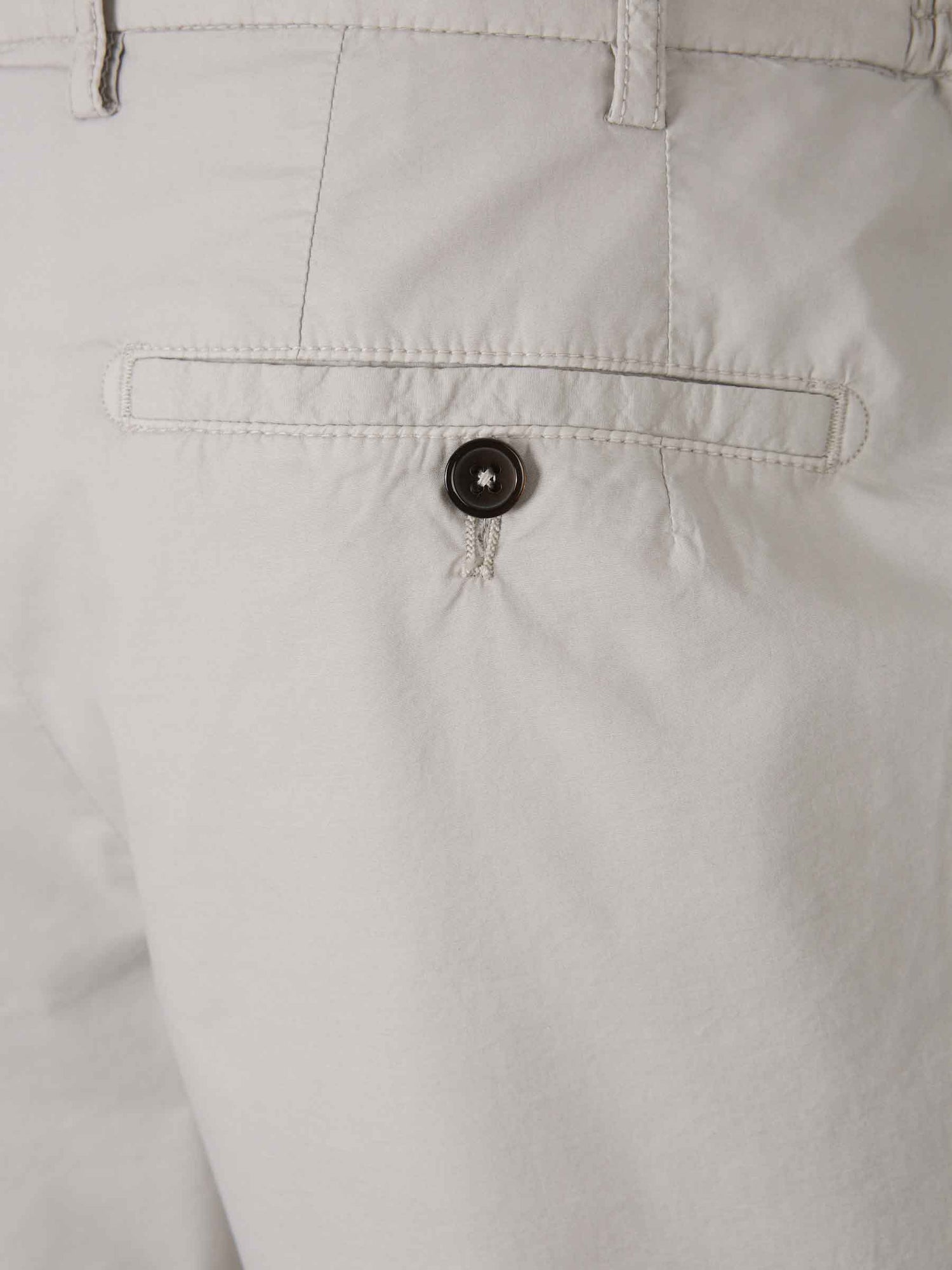 Outlet online Santa Eulalia Hombre Bermudas Lisas Algodón color Beige sku 523-001136 02 - Foto 4