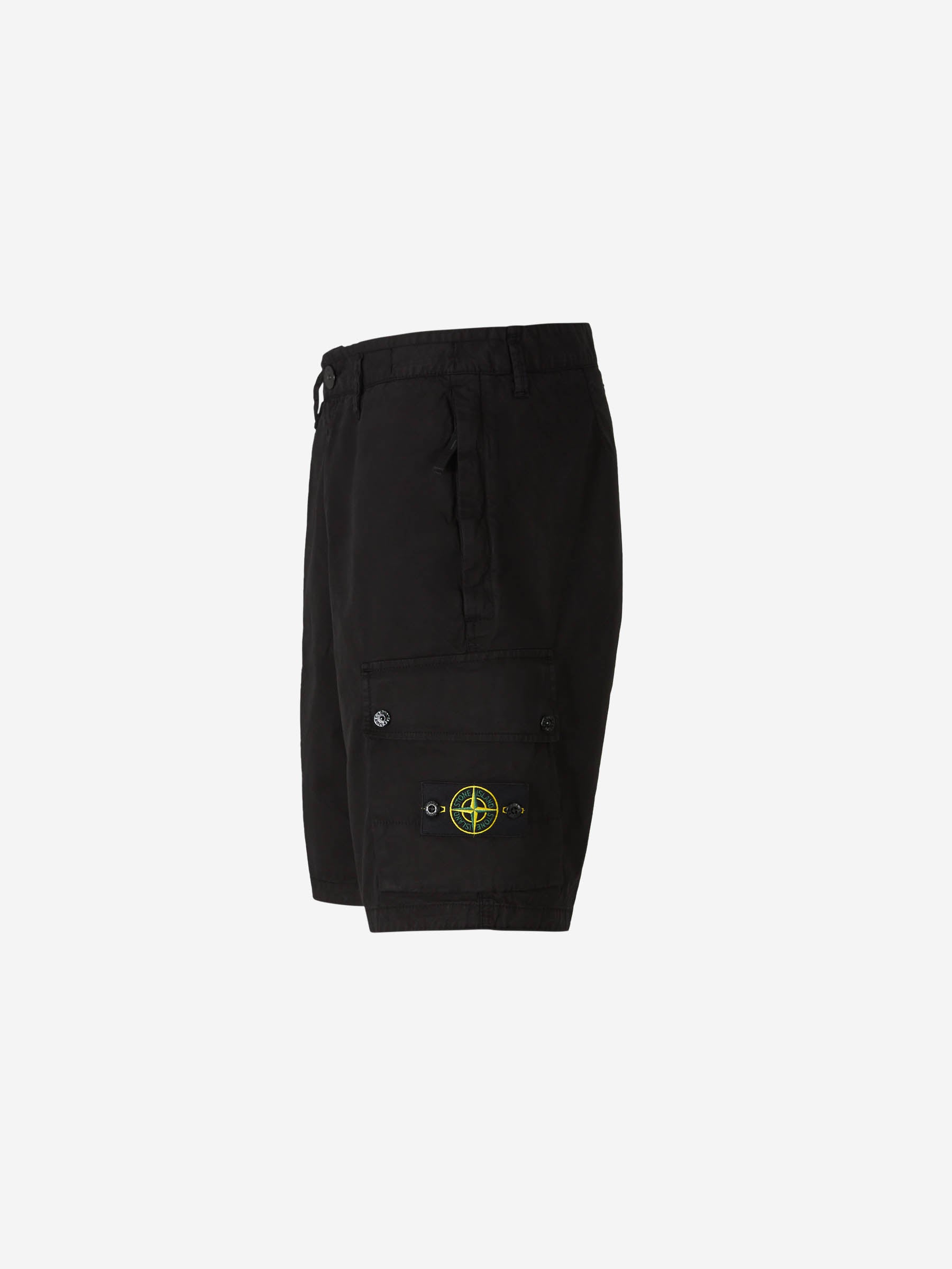 Stone Island Hombre Barcelona Bermuda Cargo Sarga color Negro sku 523-001148 01 - Foto 2