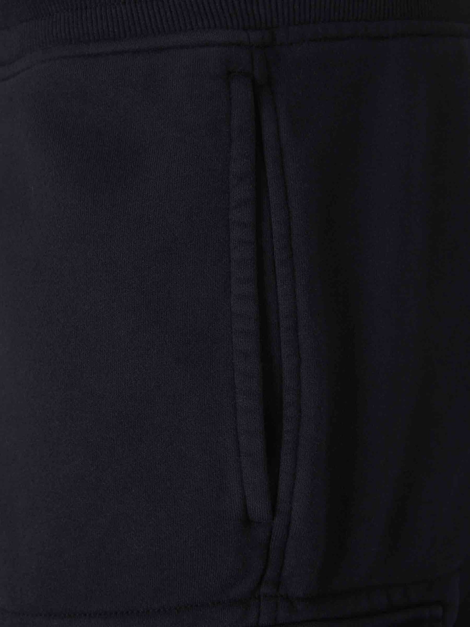 C.P. Company Hombre Barcelona Bermudas Punto Cargo color Azul Marino sku 523-001177 01 - Foto 4