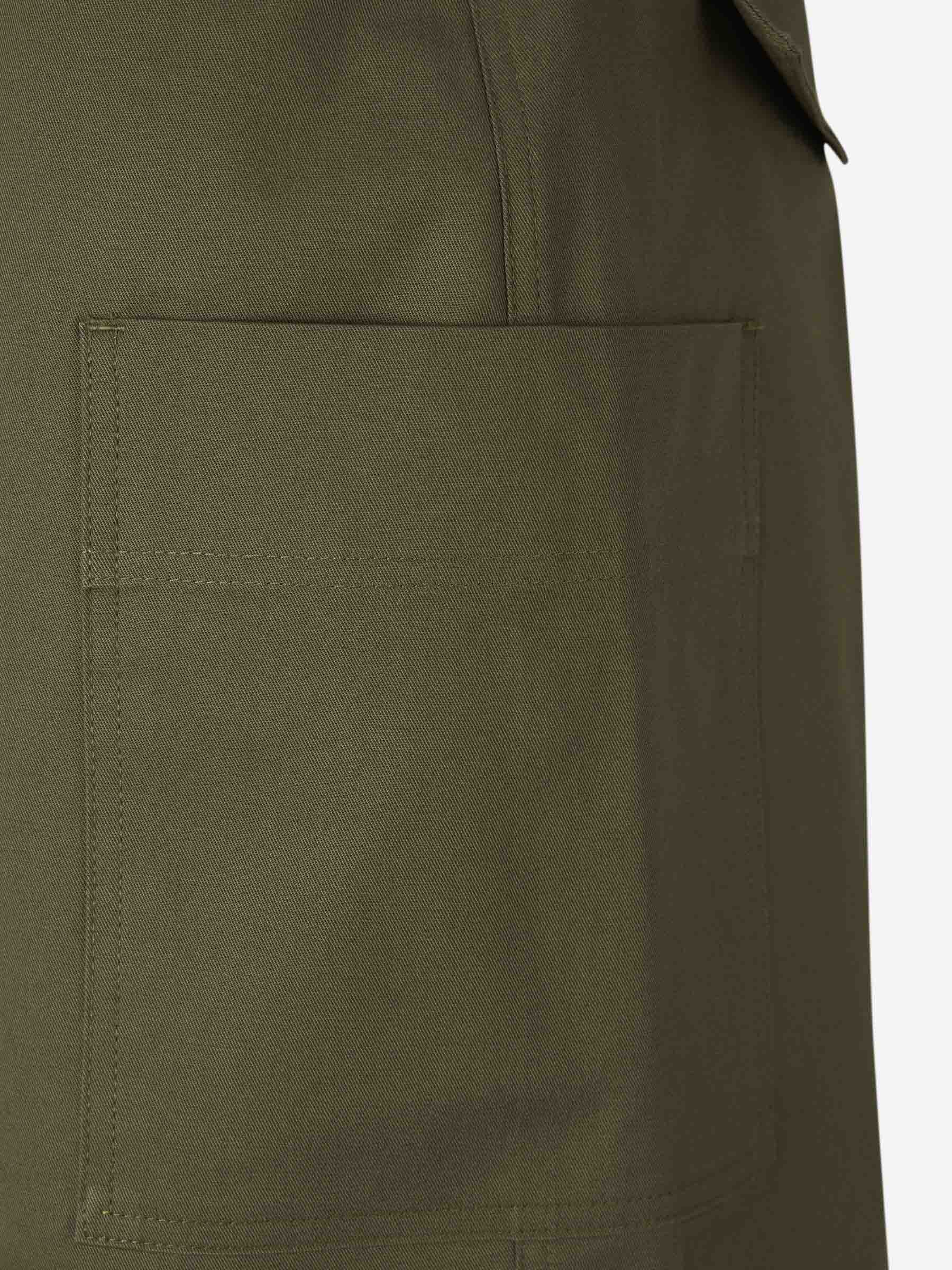Outlet online Officine Générale Hombre Bermudas Cinturón Daryl color Verde Militar sku 523-001182 01 - Foto 4
