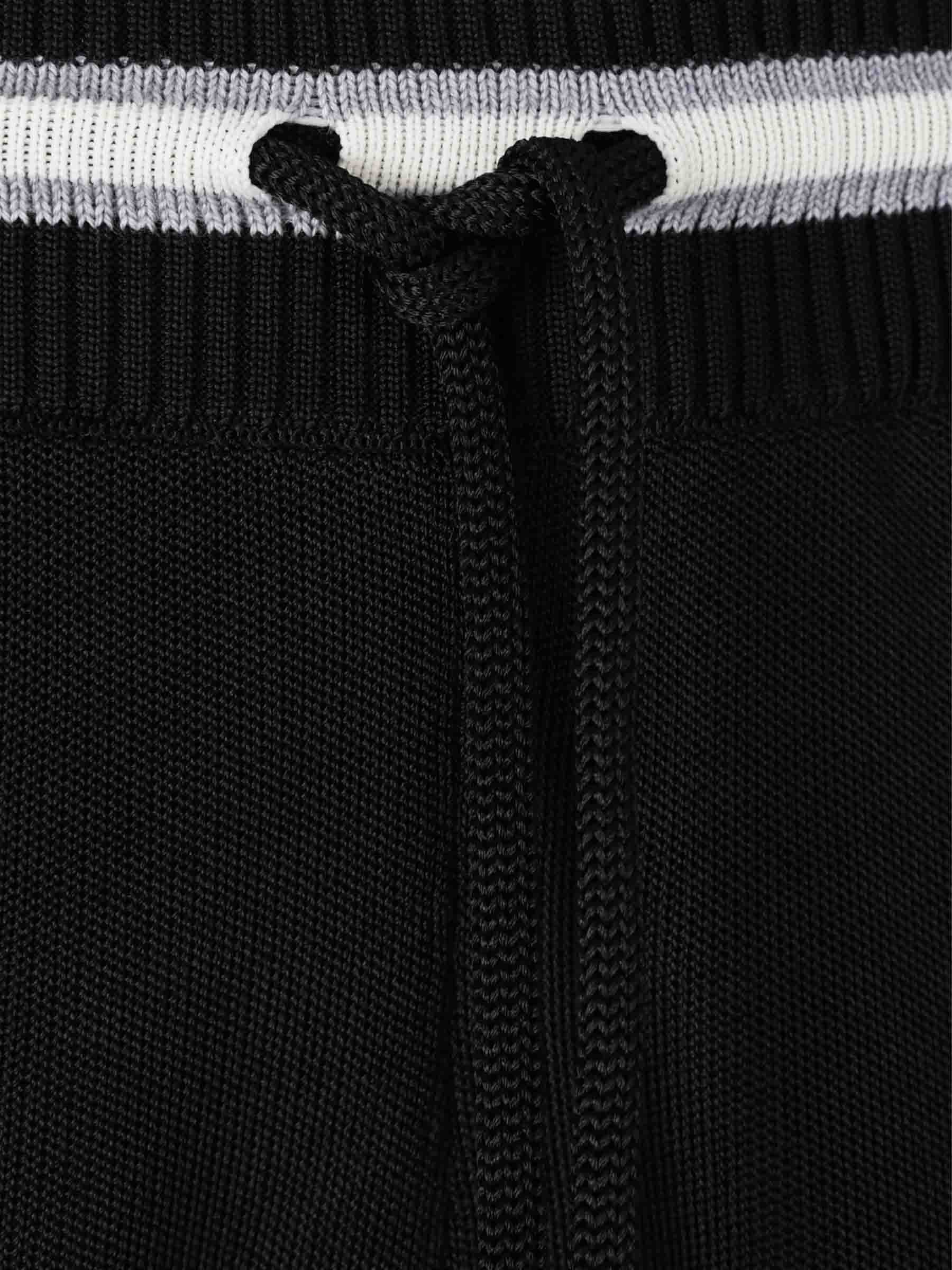 Outlet online Amiri Hombre Bermudas Punto Listado color Negro sku 523-001216 01 - Foto 4