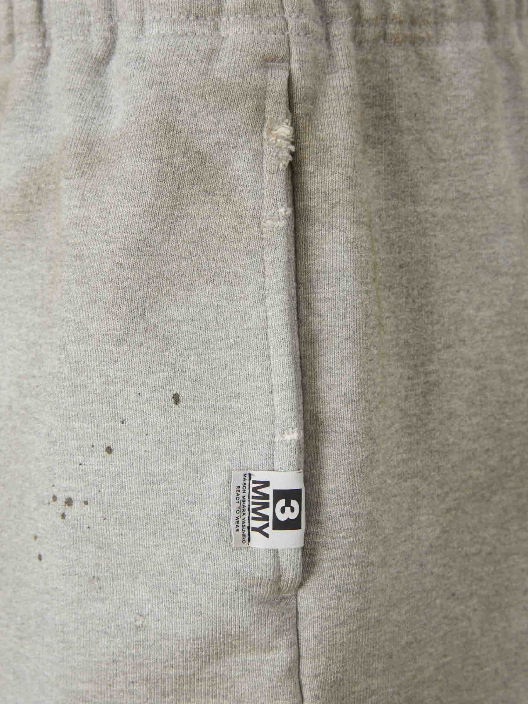 Outlet online Maison Mihara Yasuhiro Hombre Bermudas a Capas color Gris sku 523-001220 01 - Foto 4