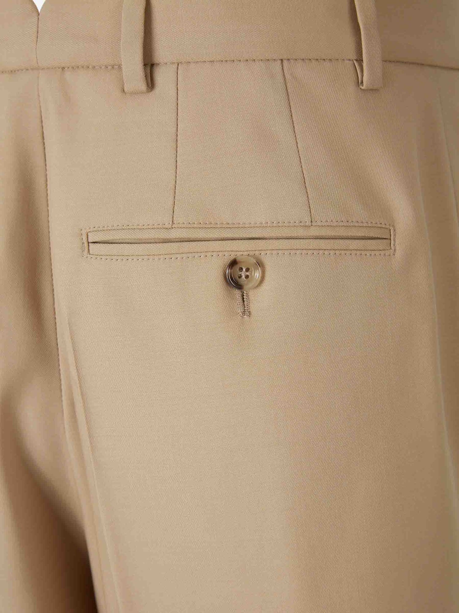 Ami Paris Hombre Barcelona Bermudas Pinzas Lana color Camel sku 523-001302 02 - Foto 5