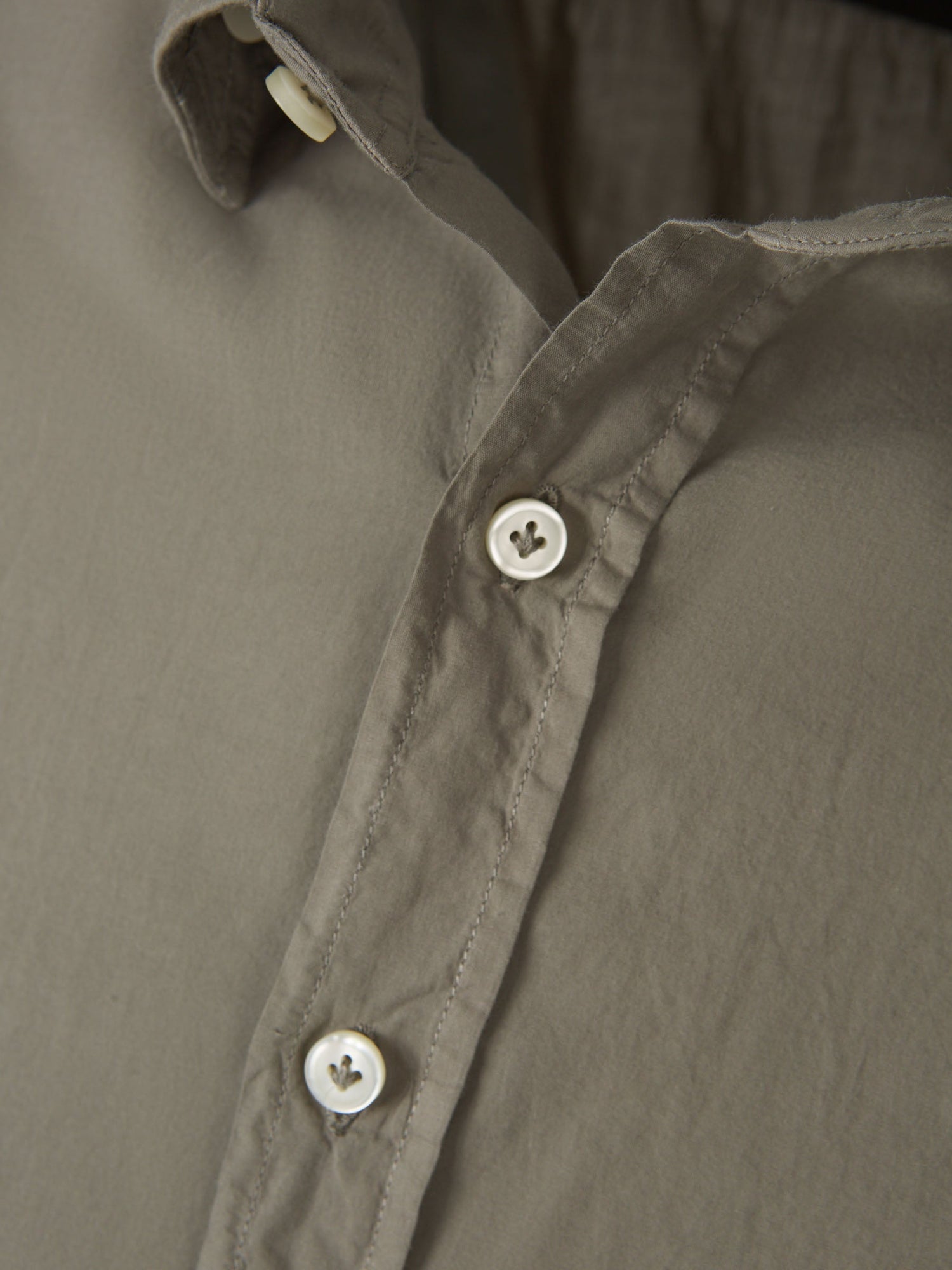 Outlet online Santa Eulalia Hombre Camisa Ligera Algodón color Verde Militar sku 531-005908 01 - Foto 7