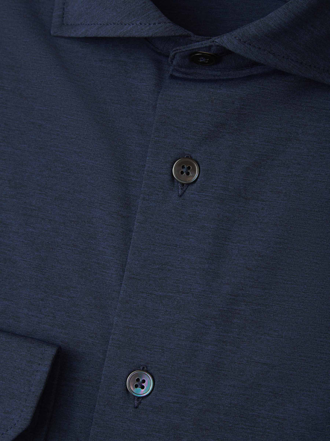 Outlet online Traiano Milano Hombre Camisa Rossini Radical color Azul Noche sku 531-005933 01 - Foto 2