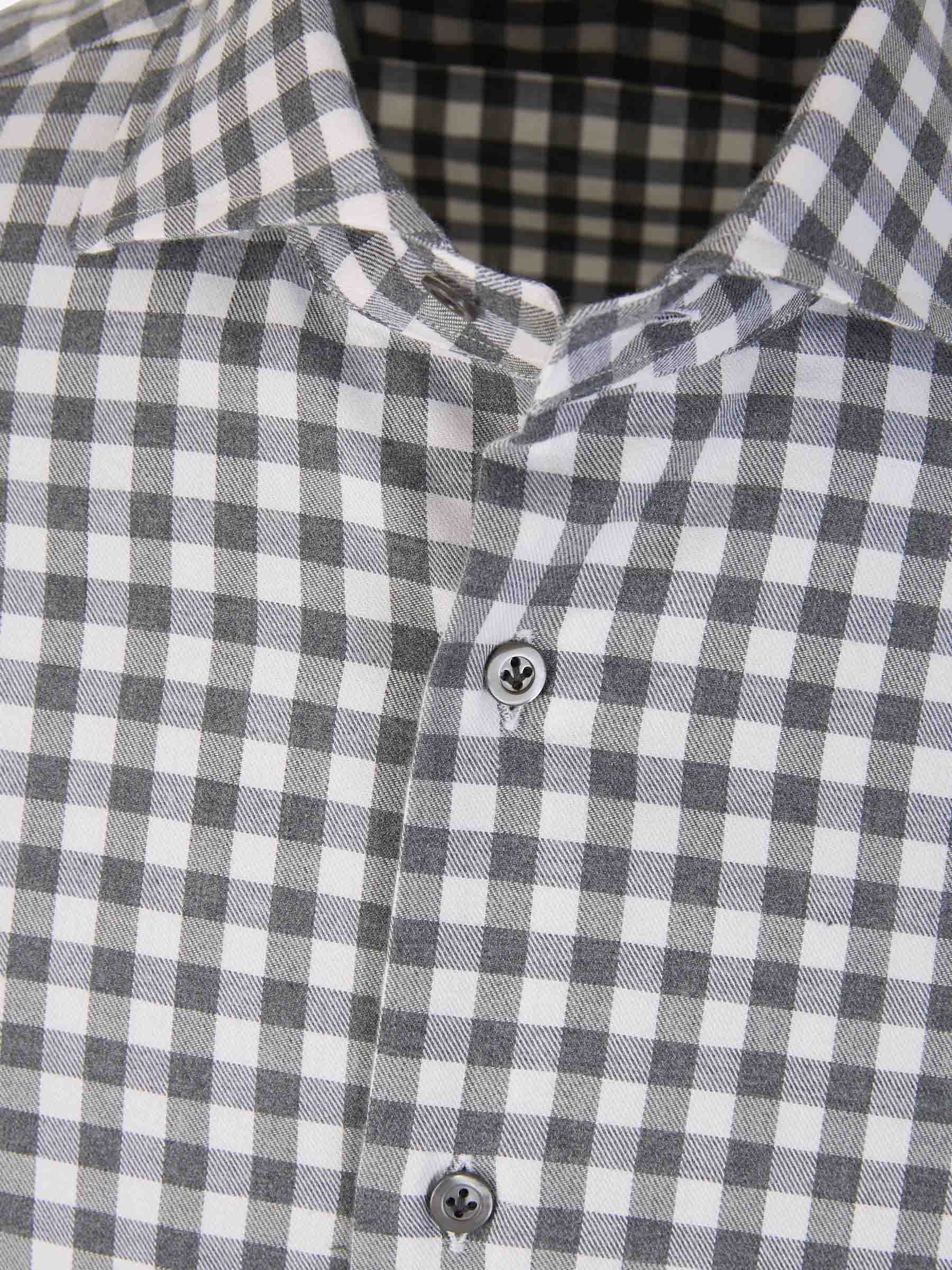 Outlet online Santa Eulalia Hombre Camisa Motivo Cuadros color Gris Carbon sku 531-006101 01 - Foto 3