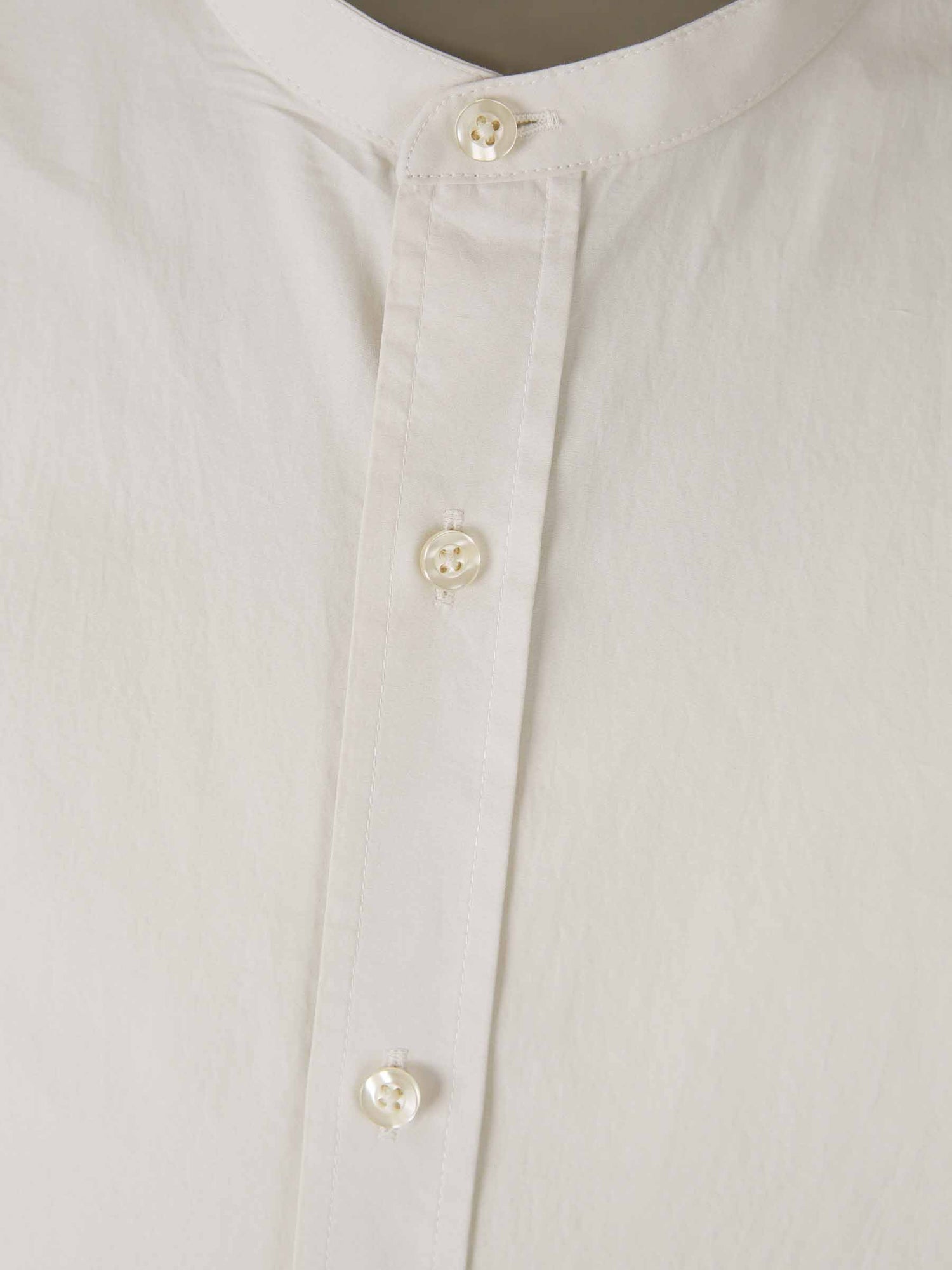 Officine Générale Hombre Barcelona Camisa Gaspard Mao color Marfil sku 531-006479 01 - Foto 3