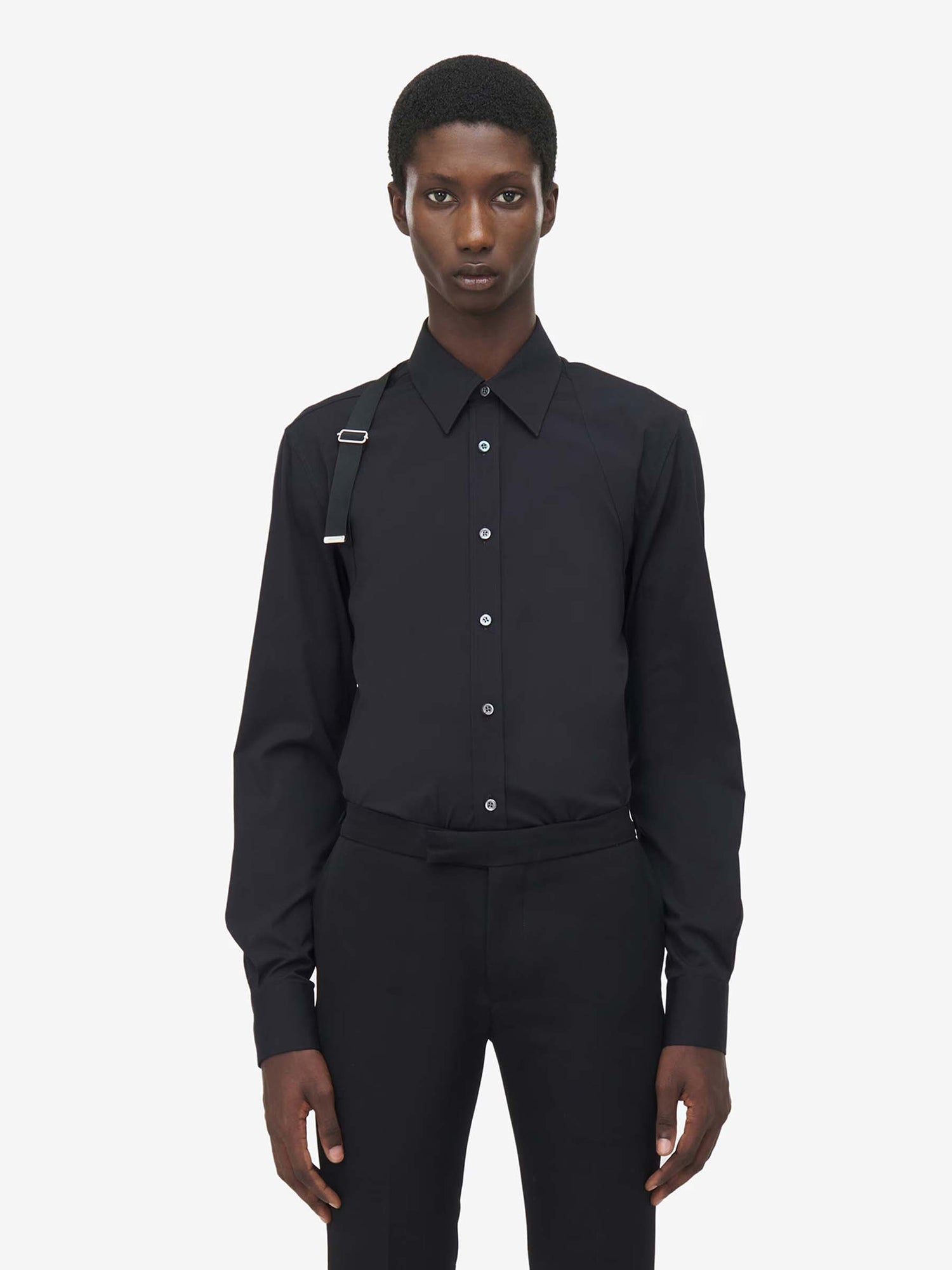 Outlet online McQueen Hombre Camisa Harness color Negro sku 531-006511 01 - Foto 4