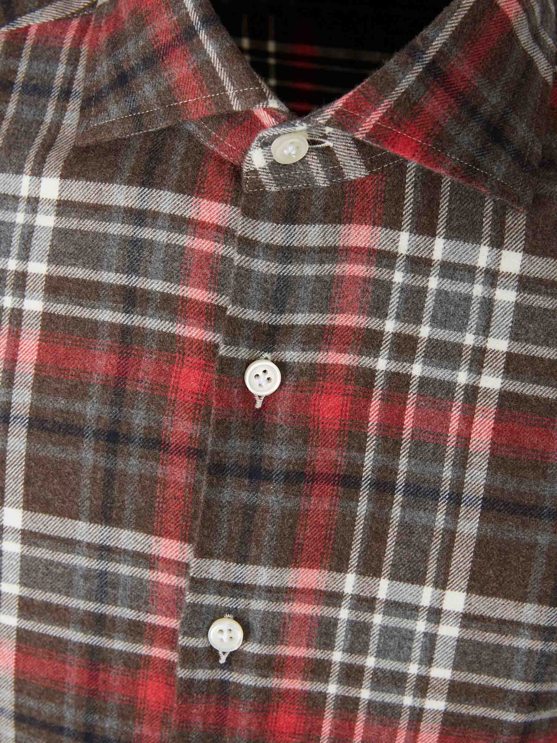 Outlet online Santa Eulalia Hombre Camisa Motivo Cuadros color Rojo sku 531-006534 01 - Foto 3