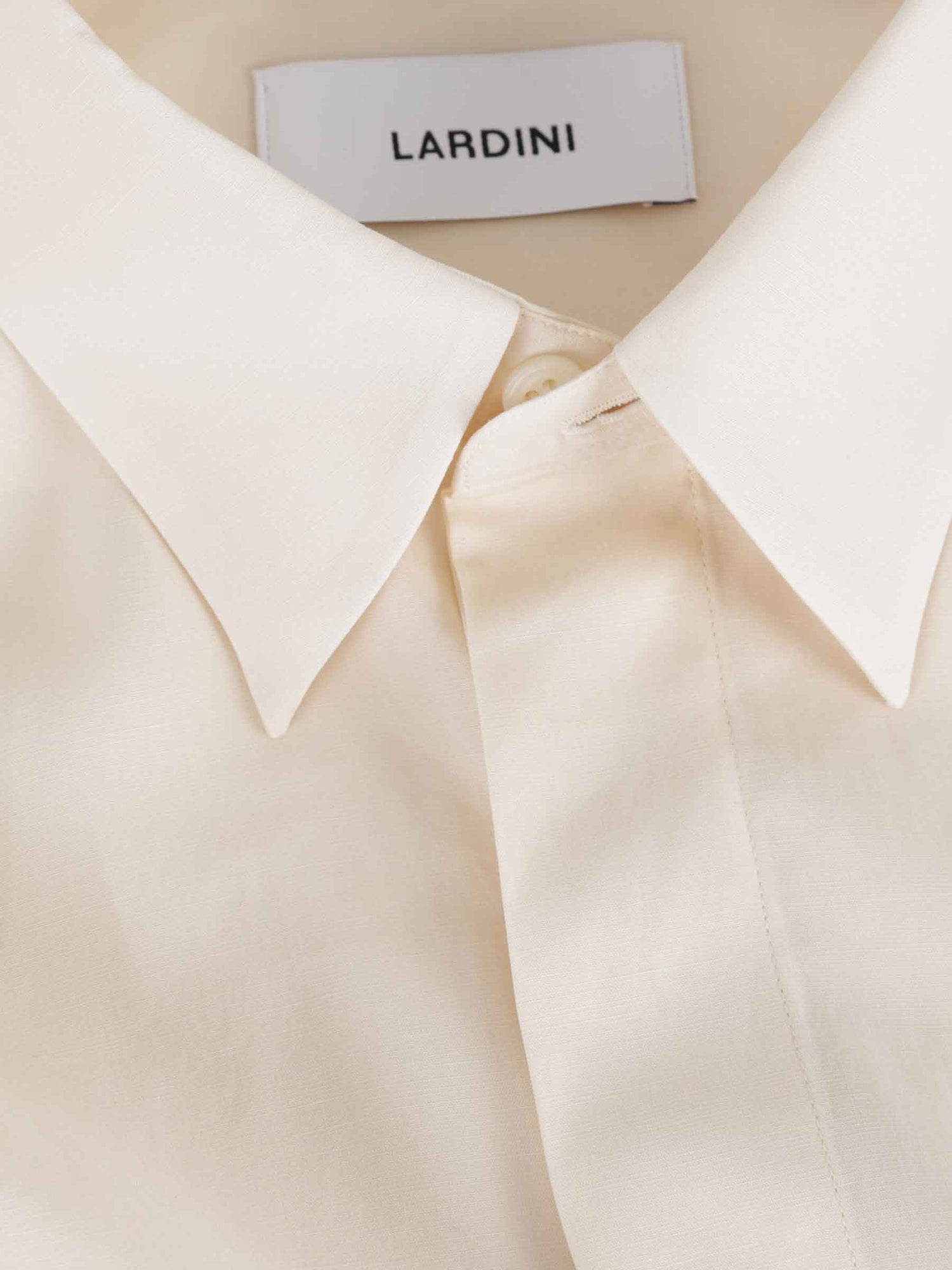 Lardini Hombre Barcelona Camisa Lisa Tencel color Crema sku 531-006676 01 - Foto 3
