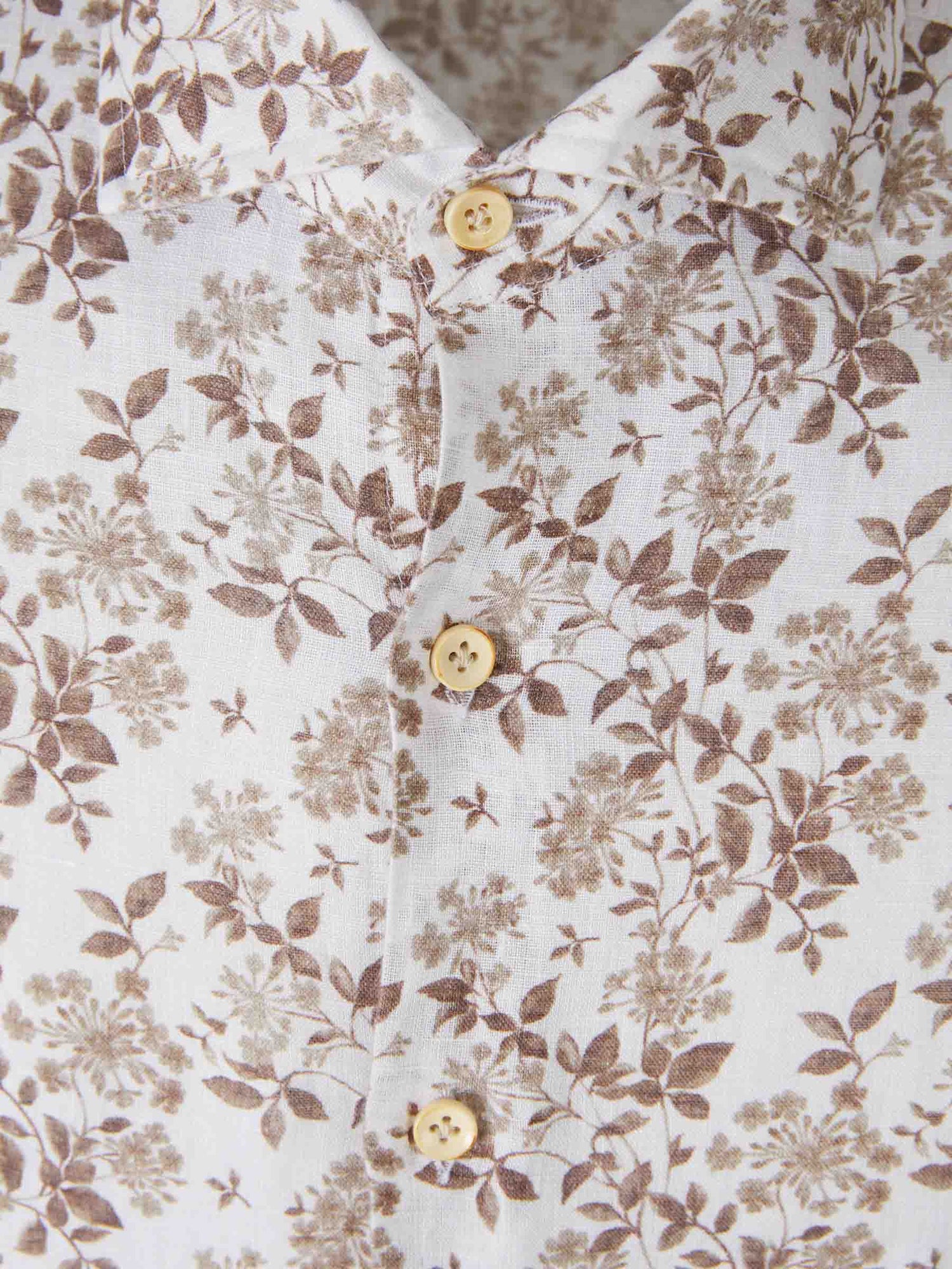 Santa Eulalia Hombre Barcelona Camisa Lino color Marrón sku 531-006704 01 - Foto 3