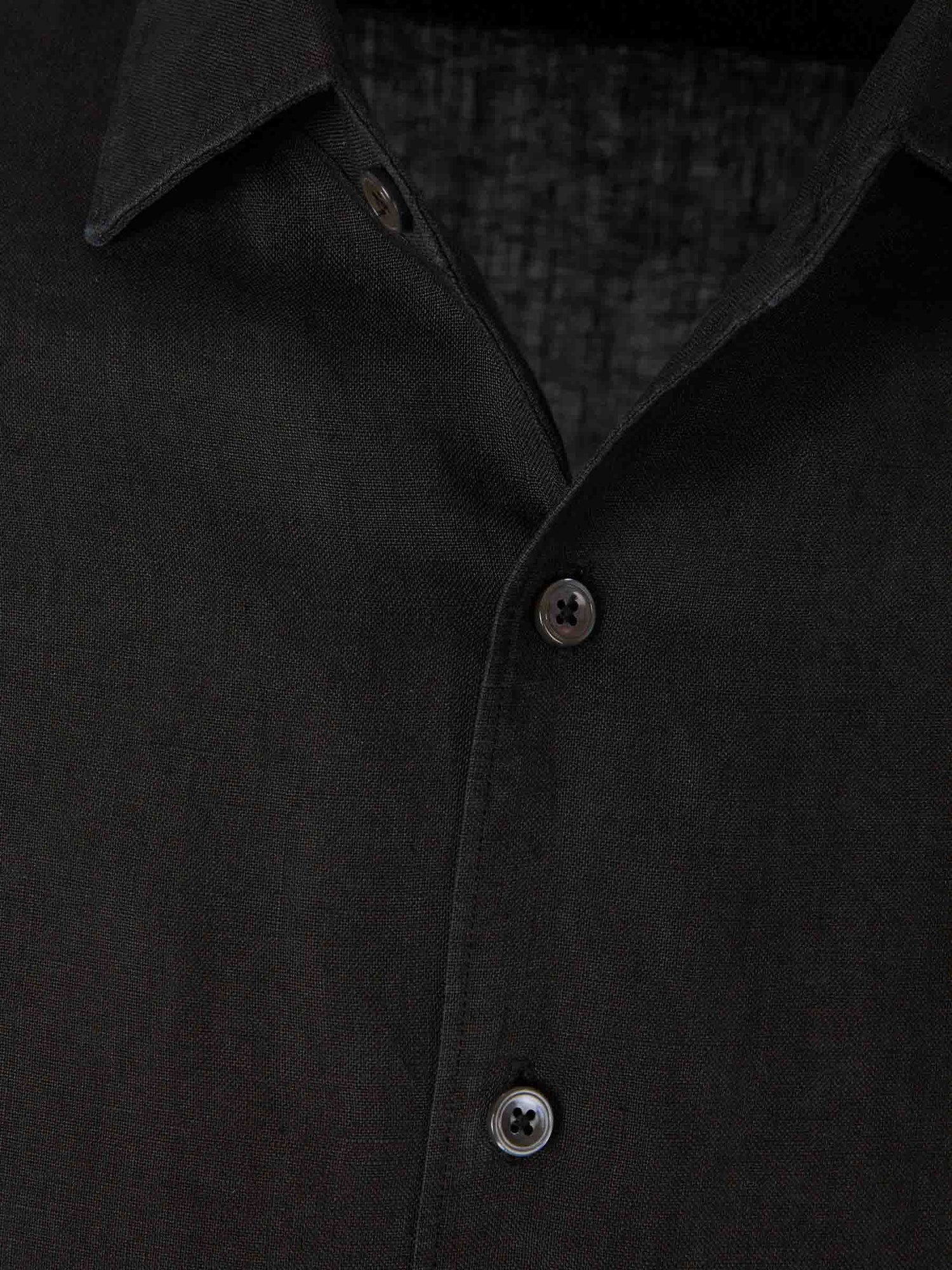 Outlet online Santa Eulalia Hombre Camisa Manga Larga color Negro sku 531-006718 03 - Foto 3