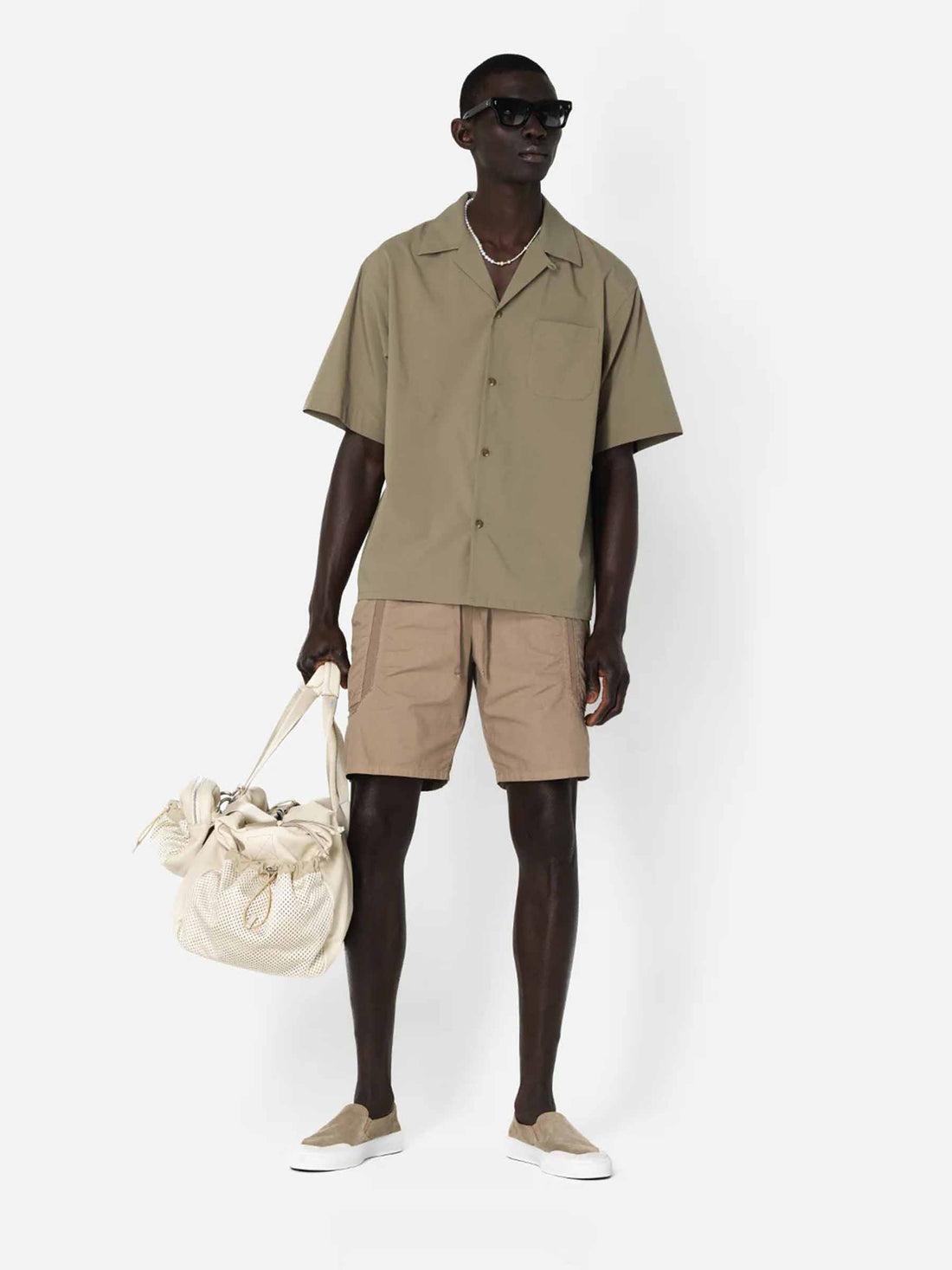 John Elliott Hombre Barcelona Camisa Bolsillo Camp color Verde Militar sku 532-000618 01 - Foto 2