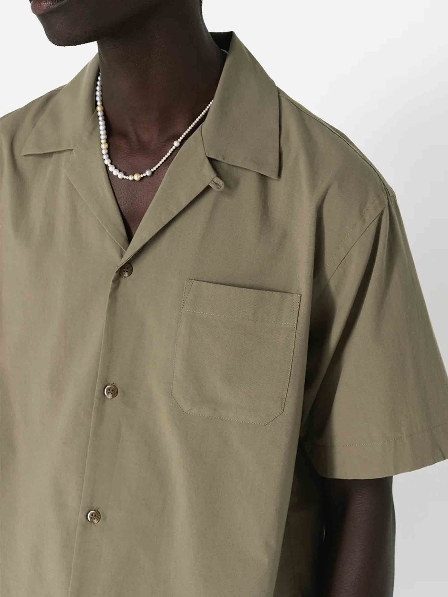 John Elliott Hombre Barcelona Camisa Bolsillo Camp color Verde Militar sku 532-000618 01 - Foto 5