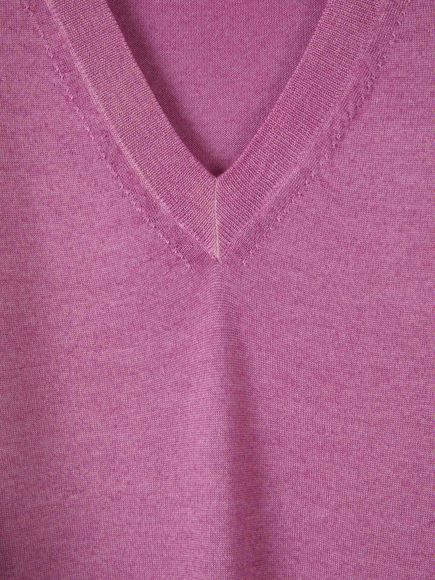 Santa Eulalia Hombre Barcelona Jersey Cuello Pico color Fucsia sku 542-002092 13 - Foto 3