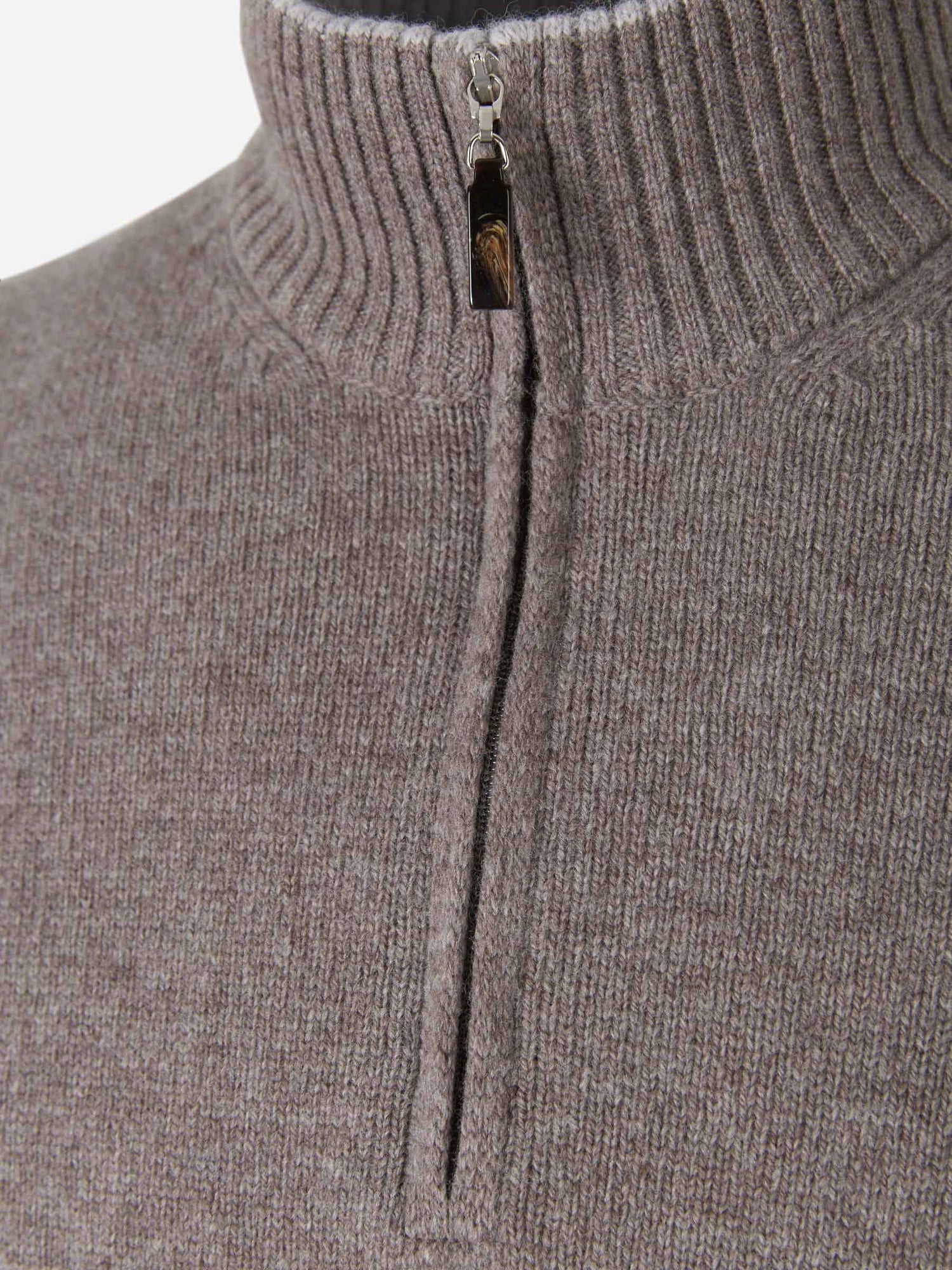 Outlet online Santa Eulalia Hombre Cárdigan Cuello Contraste Lana color Verde Oscuro sku 542-002128 03 - Foto 15