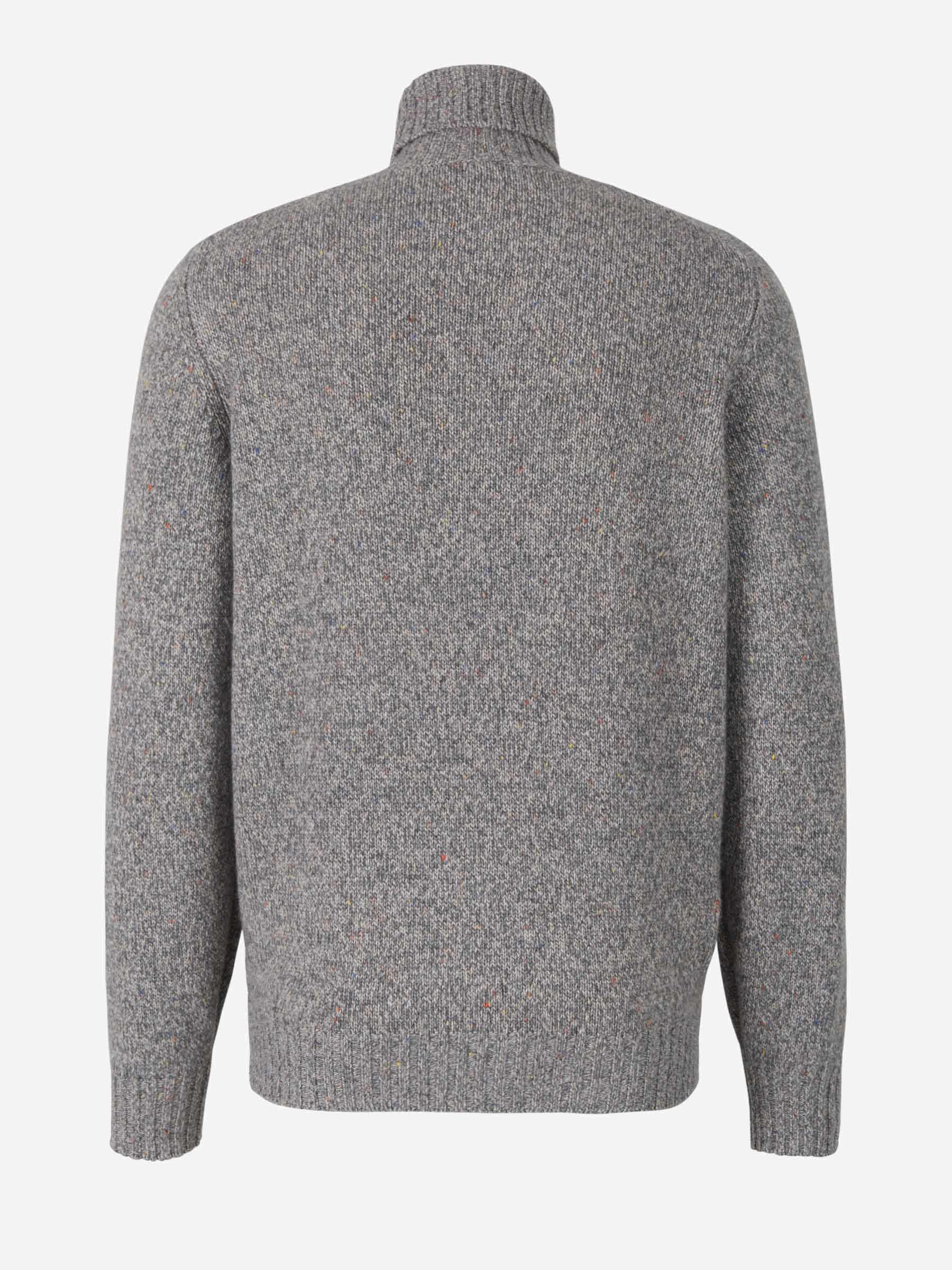 Outlet online Brunello Cucinelli Hombre Jersey Punto Jaspeado Cashmere color Gris Claro sku 542-002168 01 - Foto 2
