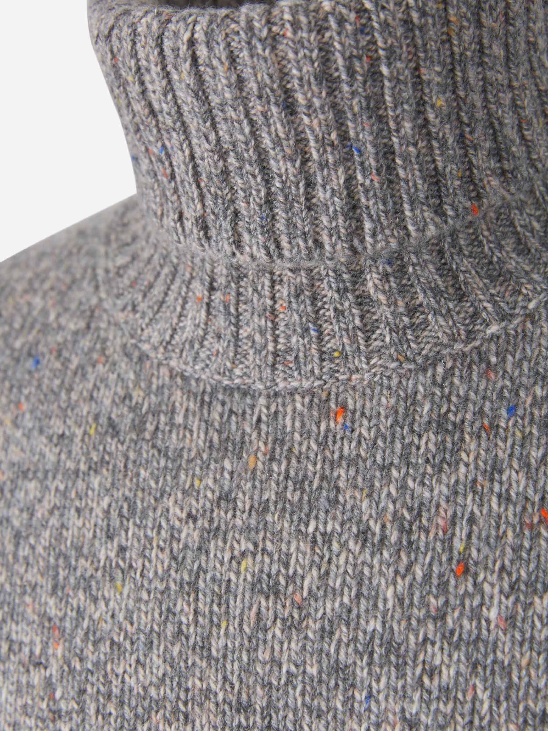 Outlet online Brunello Cucinelli Hombre Jersey Punto Jaspeado Cashmere color Gris Claro sku 542-002168 01 - Foto 3