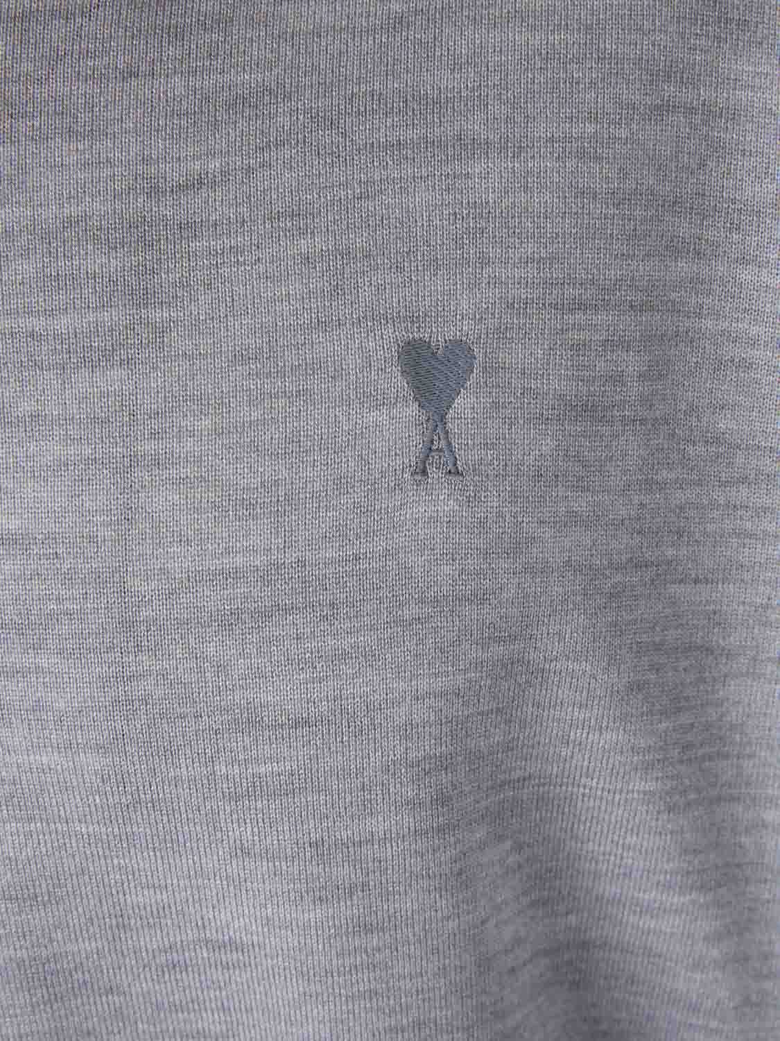 Outlet online Ami Paris Hombre Jersey Manga Larga color Gris sku 542-002510 01 - Foto 3