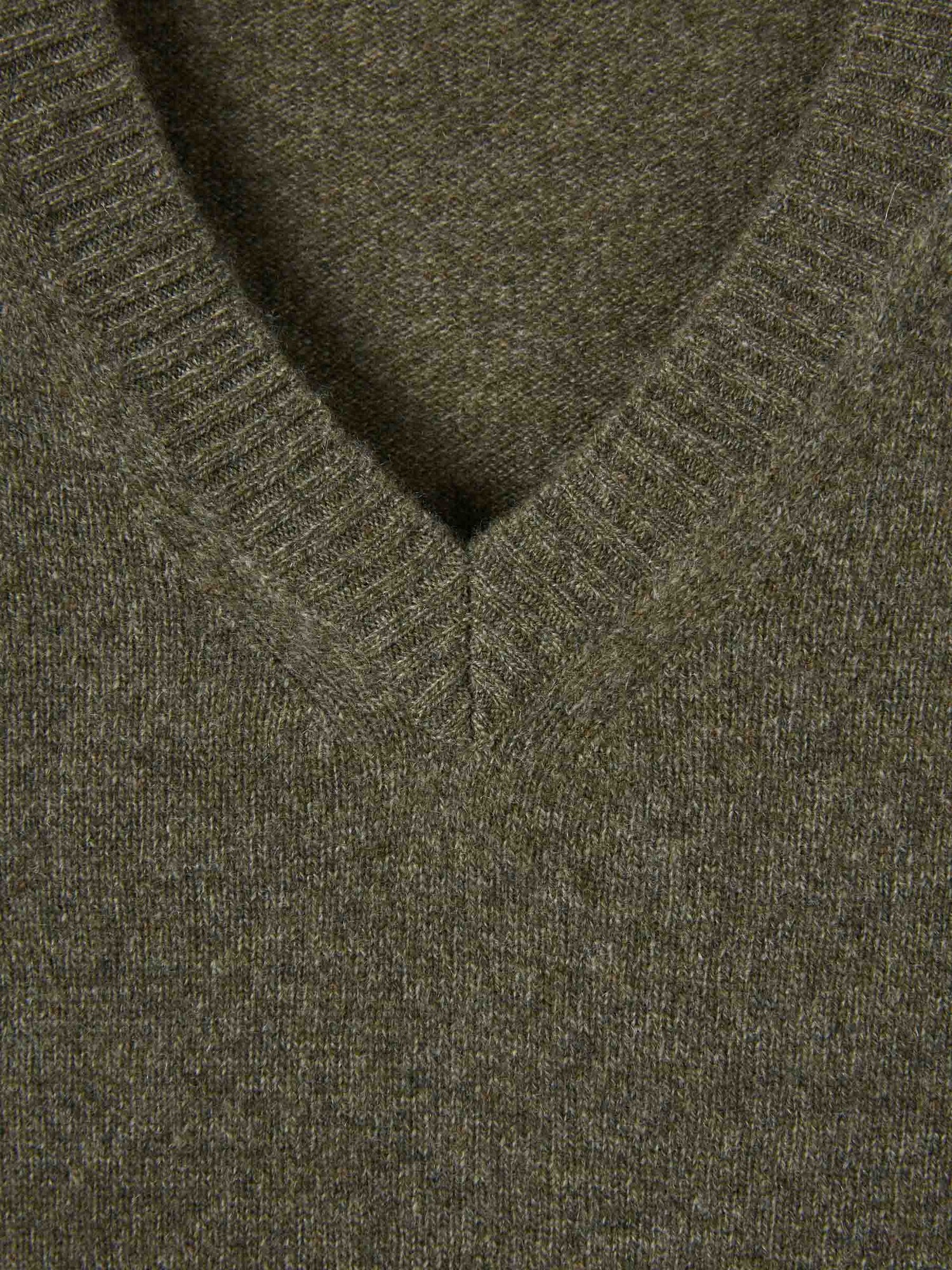 Outlet online Santa Eulalia Hombre Jersey Cuello Pico color Verde Oscuro sku 542-002519 02 - Foto 3