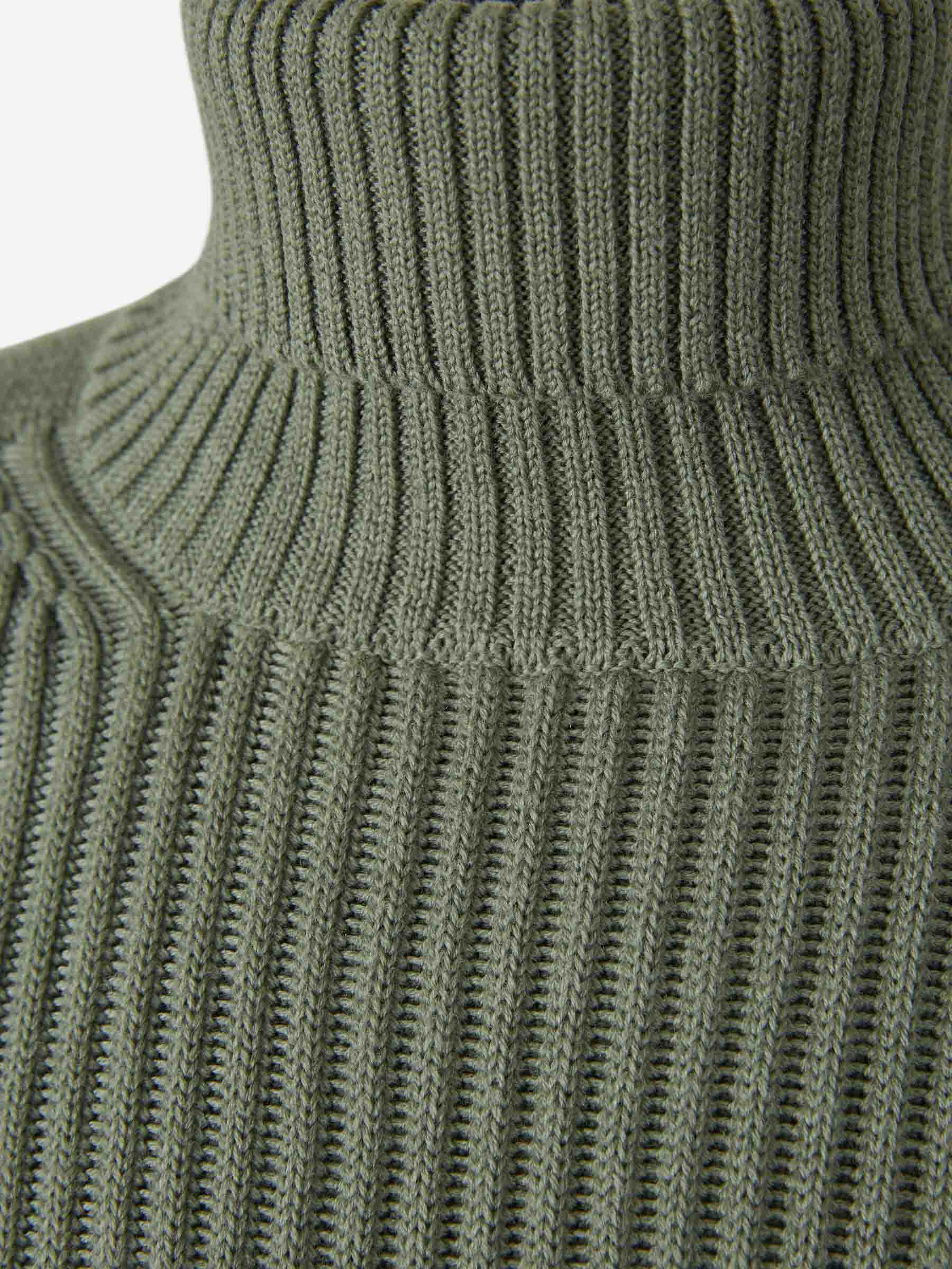 Outlet online C.P. Company Hombre Jersey Cuello Alto color Verde sku 542-002526 01 - Foto 3