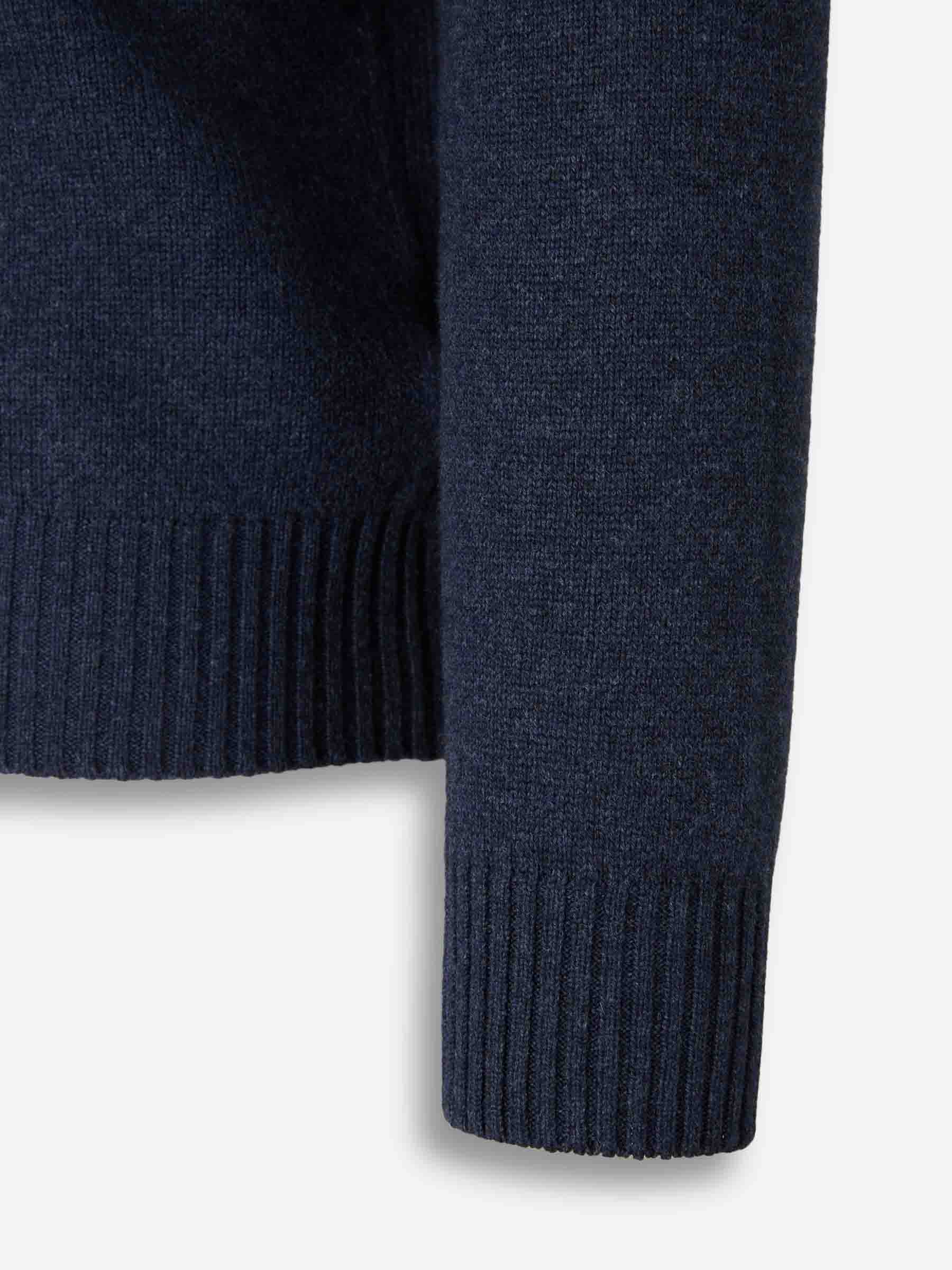 Outlet online Santa Eulalia Hombre Jersey Cuello Alto color Azul Marino sku 543-001066 01 - Foto 3