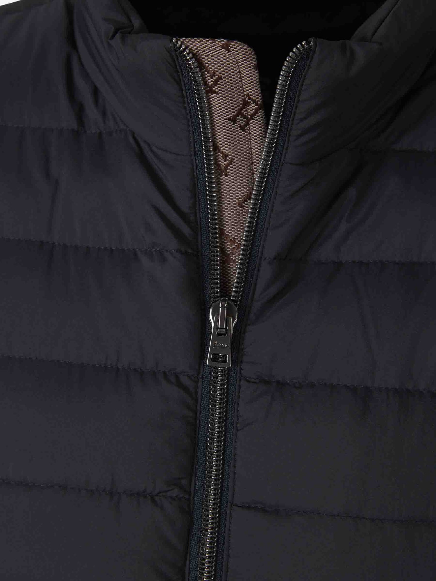 Outlet online Herno Hombre Chaleco Acolchado Cremallera color Negro sku 544-000587 01 - Foto 3