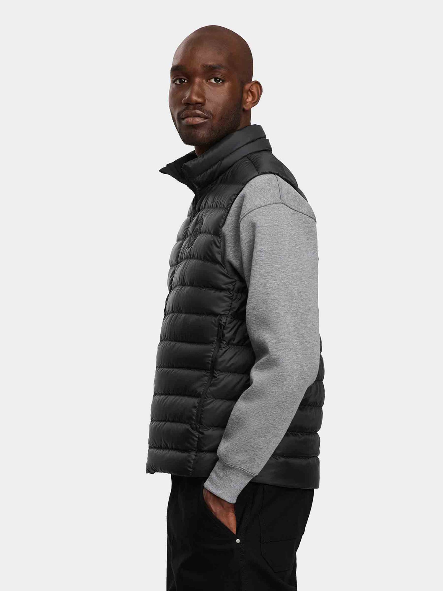 Canada Goose Hombre Barcelona Chaleco Plumífero Stratus color Gris Antracita sku 544-000617 01 - Foto 3