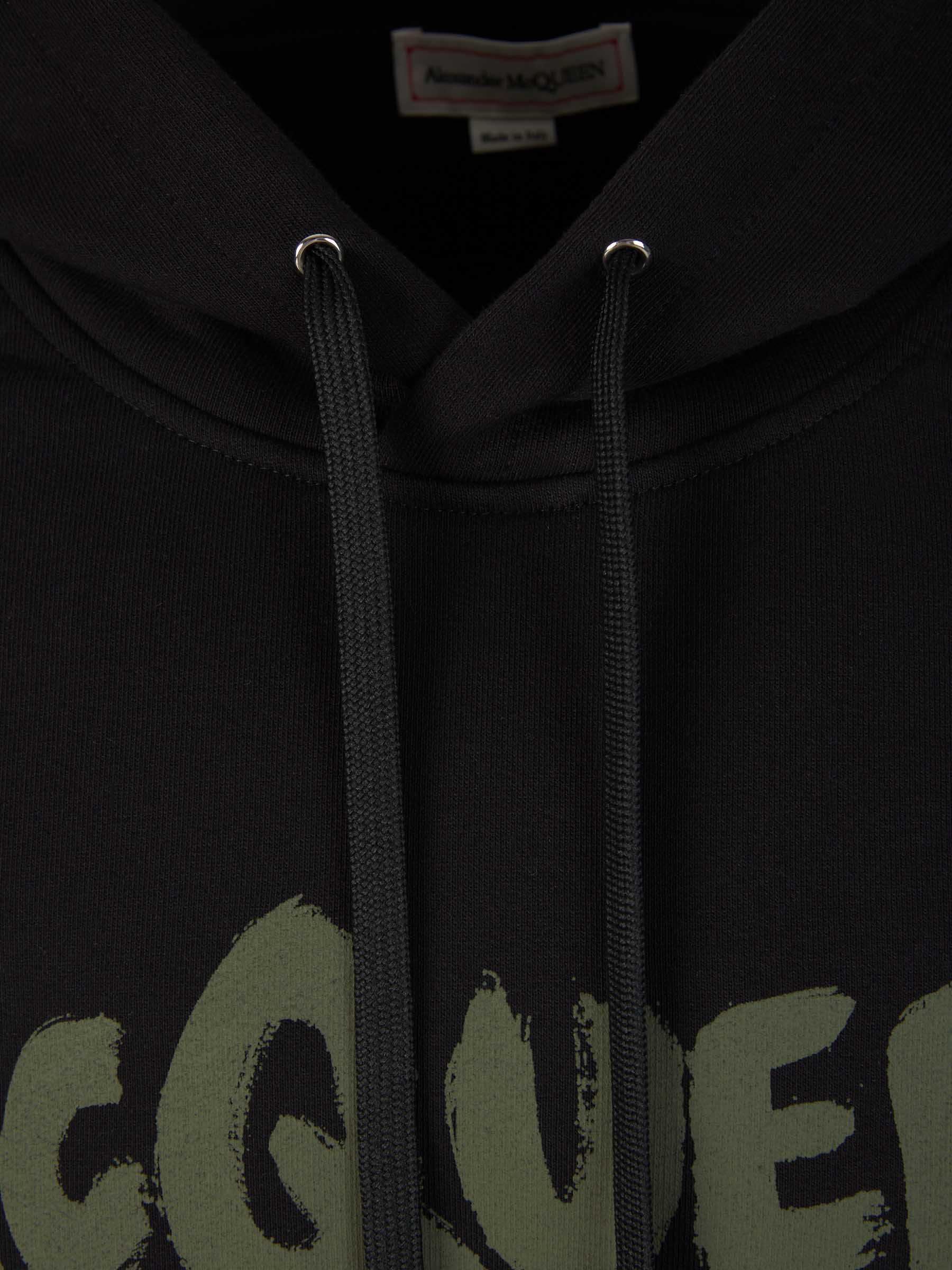 Outlet online McQueen Hombre Sudadera Capucha Logo color Negro sku 545-001527 01 - Foto 3