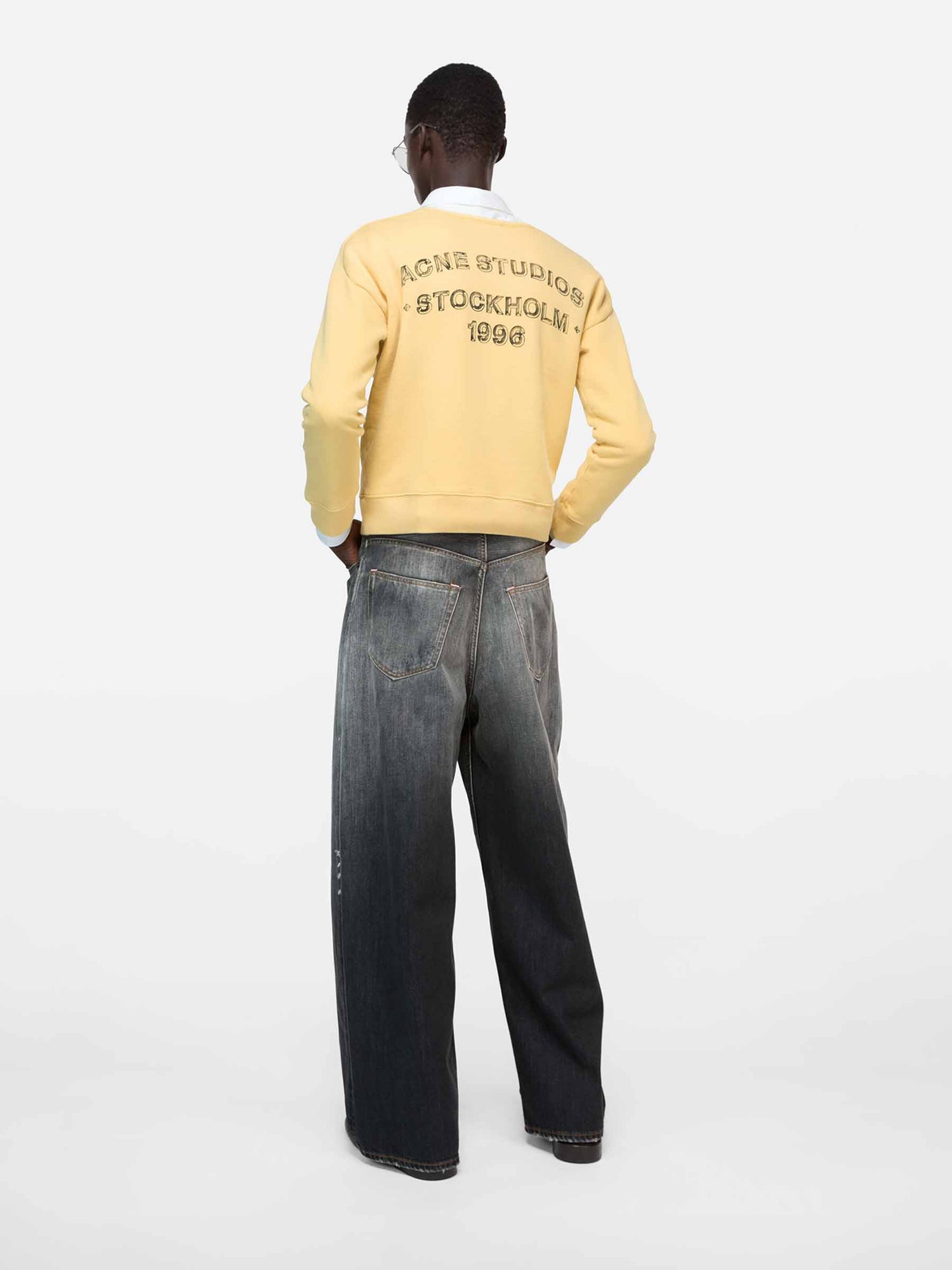 Acne Studios Hombre Barcelona Sudadera Cuello Redondo color Amarillo Claro sku 545-002030 01 - Foto 4
