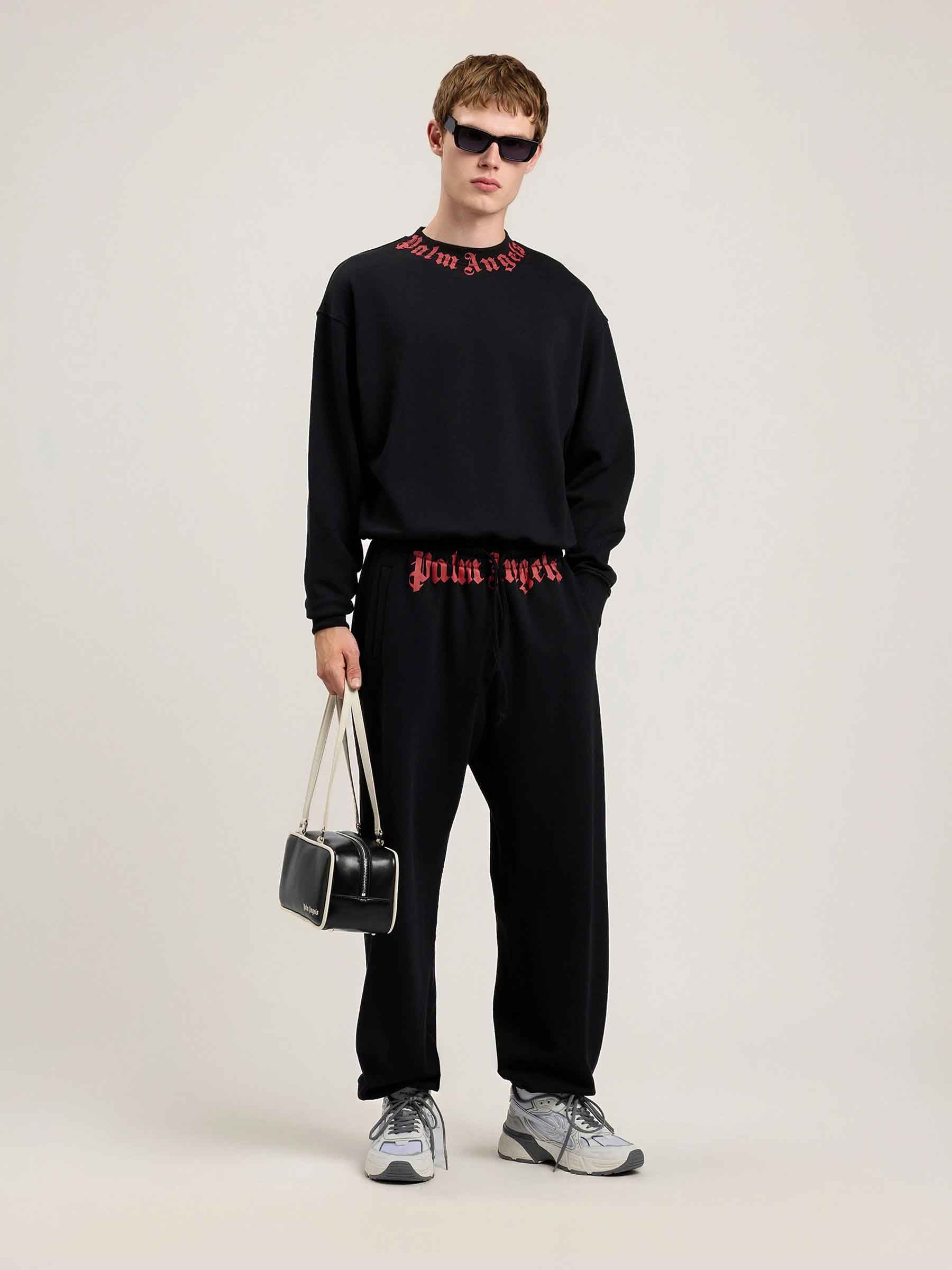 Outlet online Palm Angels Hombre Sudadera Cuello Estampado color Negro sku 545-002076 02 - Foto 2