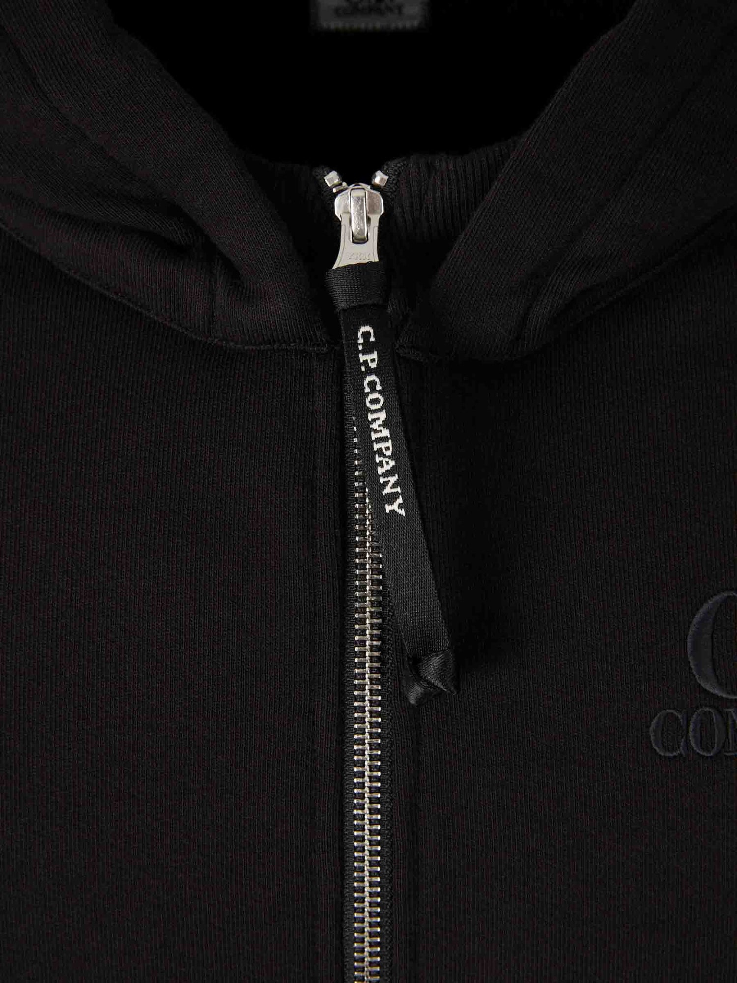 C.P. Company Hombre Barcelona Sudadera Capucha Cremallera color Negro sku 545-002106 01 - Foto 3