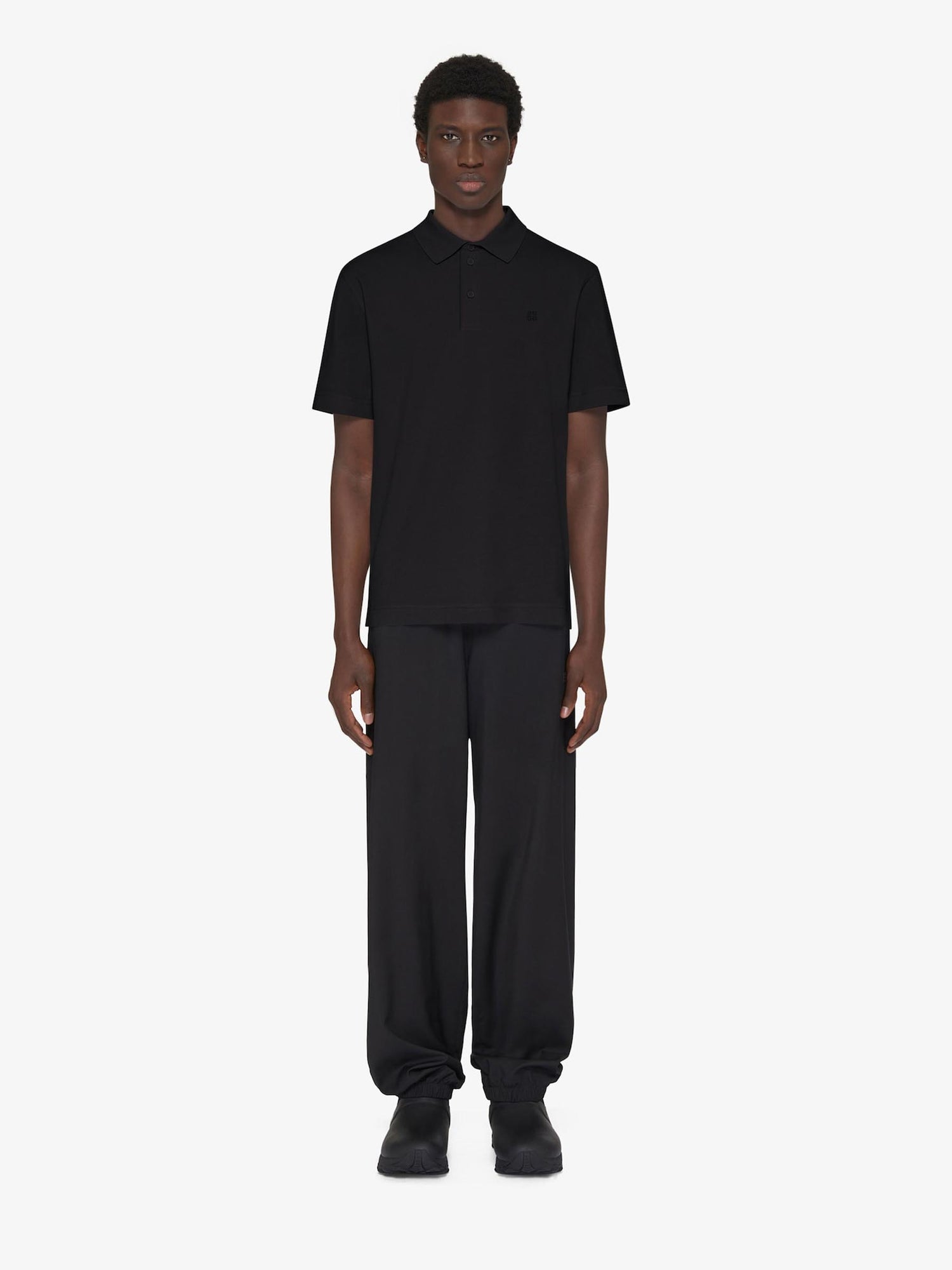 Outlet online Givenchy Hombre Polo Logo Algodón color Negro sku 552-001547 01 - Foto 2