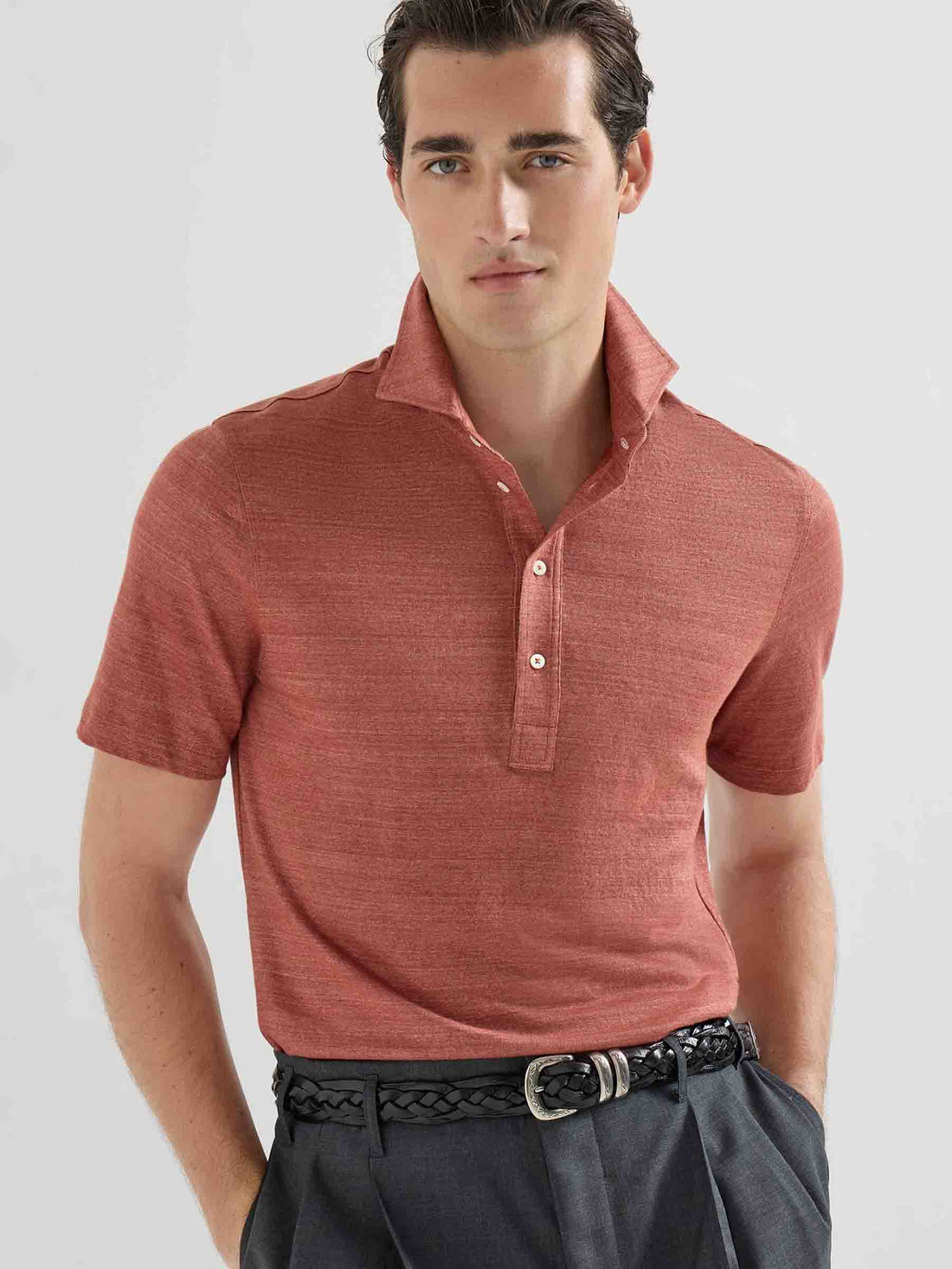 Outlet online Brunello Cucinelli Hombre Polo Punto color Terracota sku 552-001682 01 - Foto 2