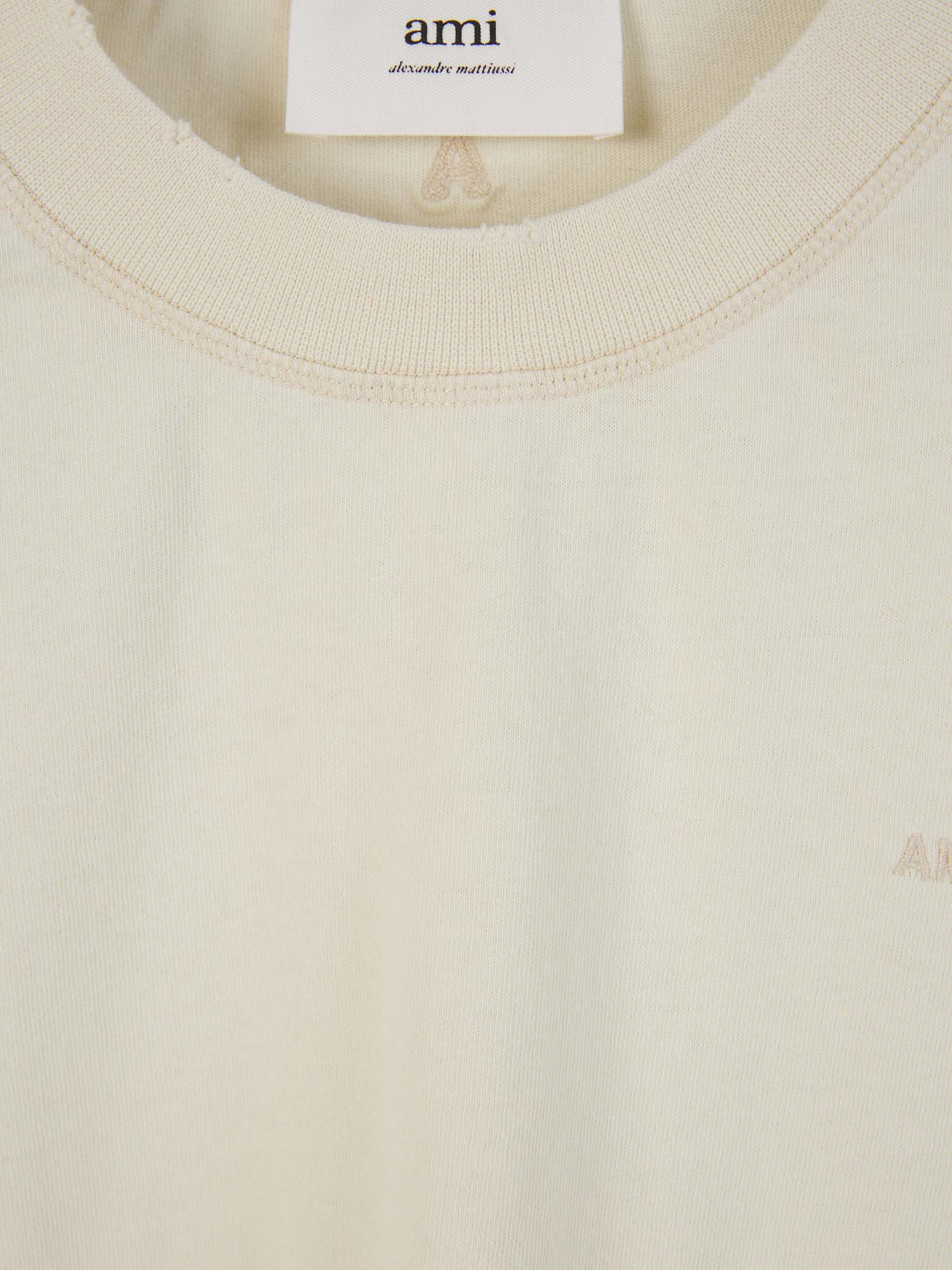 Ami Paris Hombre Barcelona Camiseta De Coeur color Crema sku 553-003278 01 - Foto 3