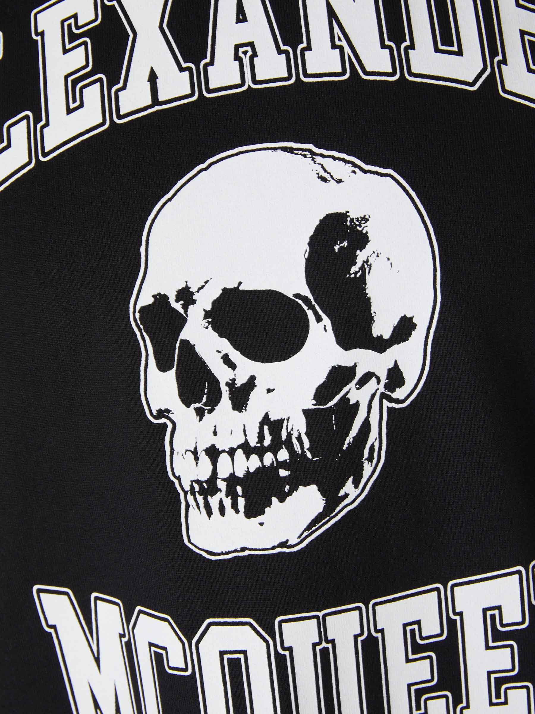 Outlet online McQueen Hombre Camiseta Gráfico Calavera color Negro sku 553-003400 01 - Foto 8