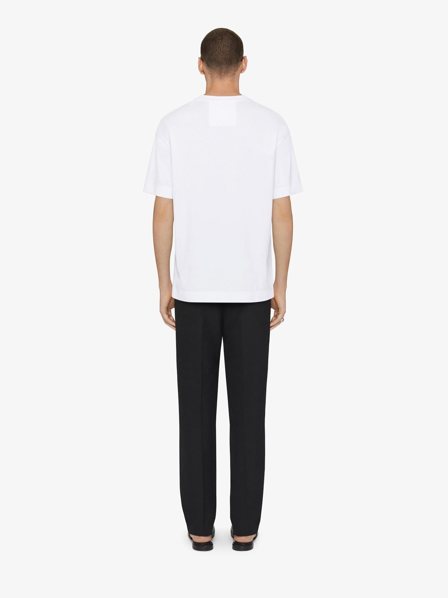 Givenchy Hombre Barcelona Camiseta Logo Algodón color Blanco sku 553-004087 02 - Foto 3