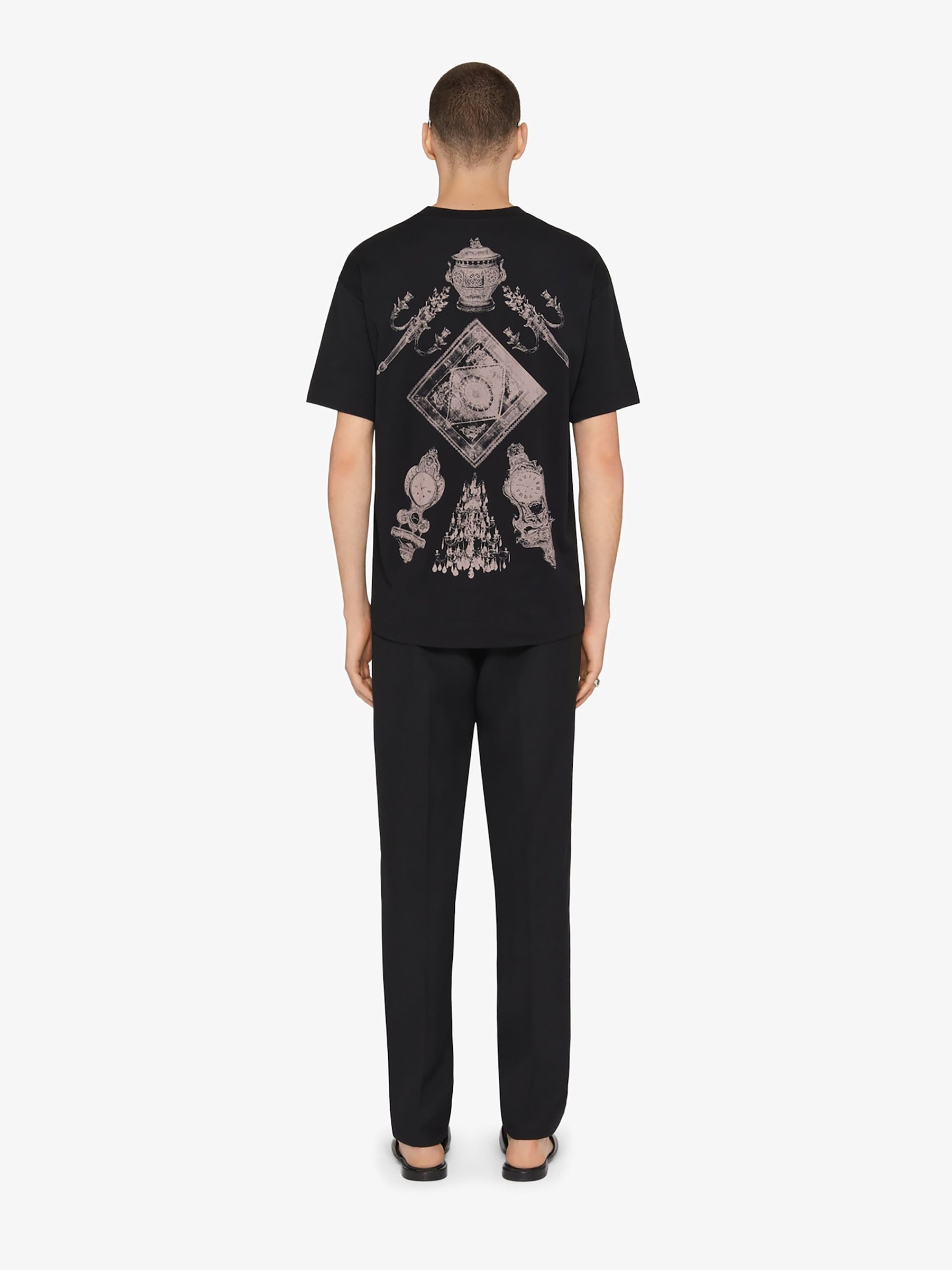 Givenchy Hombre Barcelona Camiseta Logo Algodón color Negro sku 553-004090 01 - Foto 3