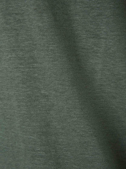 Outlet online Santa Eulalia Hombre Camiseta Punto Lino color Verde Militar sku 553-004116 05 - Foto 4