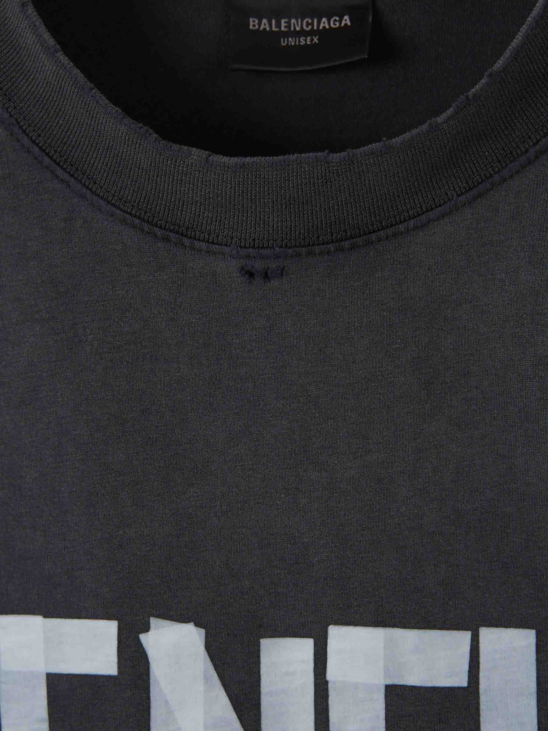Outlet online Balenciaga Hombre Camiseta Tape Type color Negro sku 553-004139 01 - Foto 3