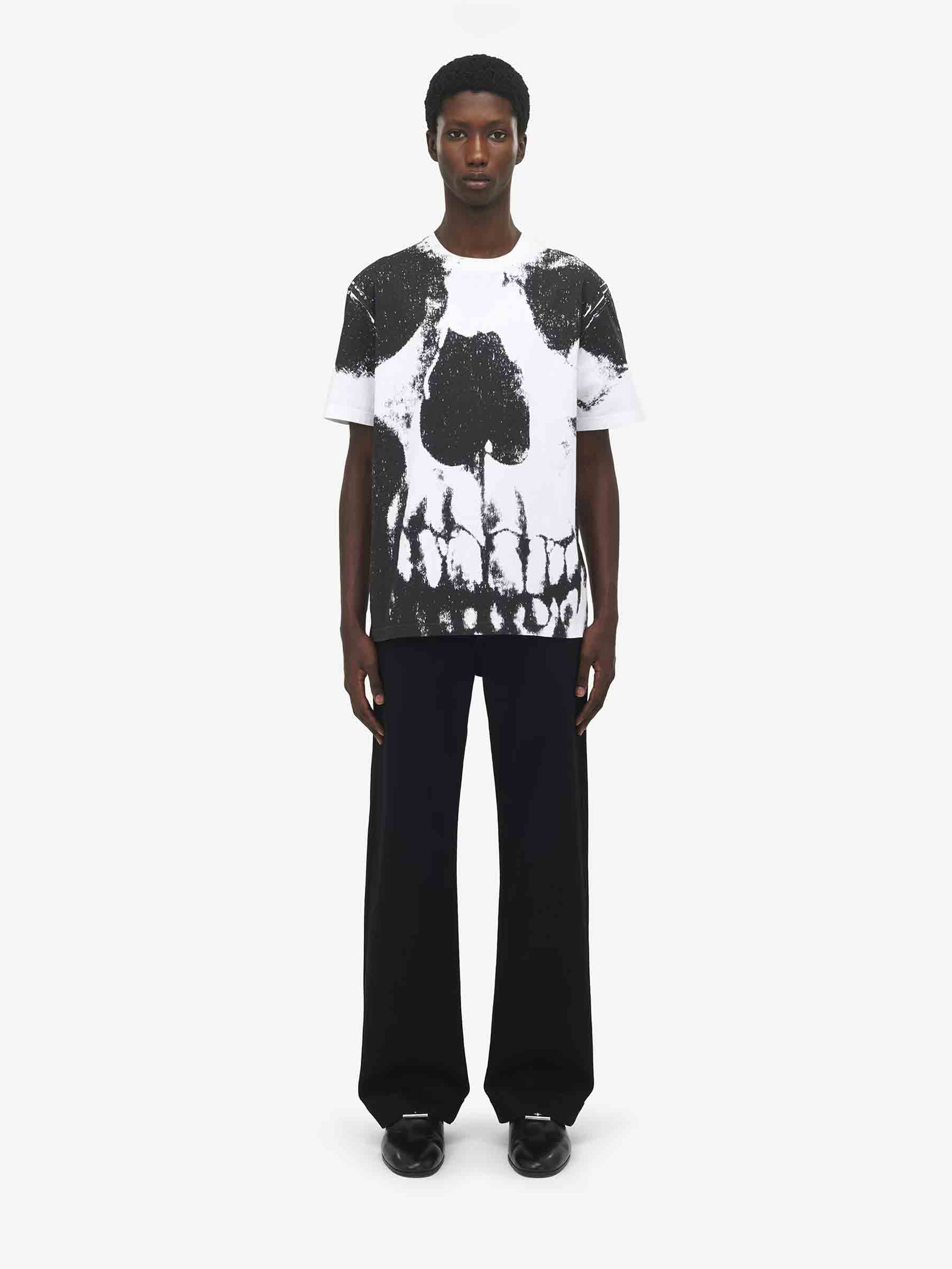 Outlet online McQueen Hombre Camiseta algodón orgánico color Blanco Y Negro sku 553-004313 01 - Foto 2