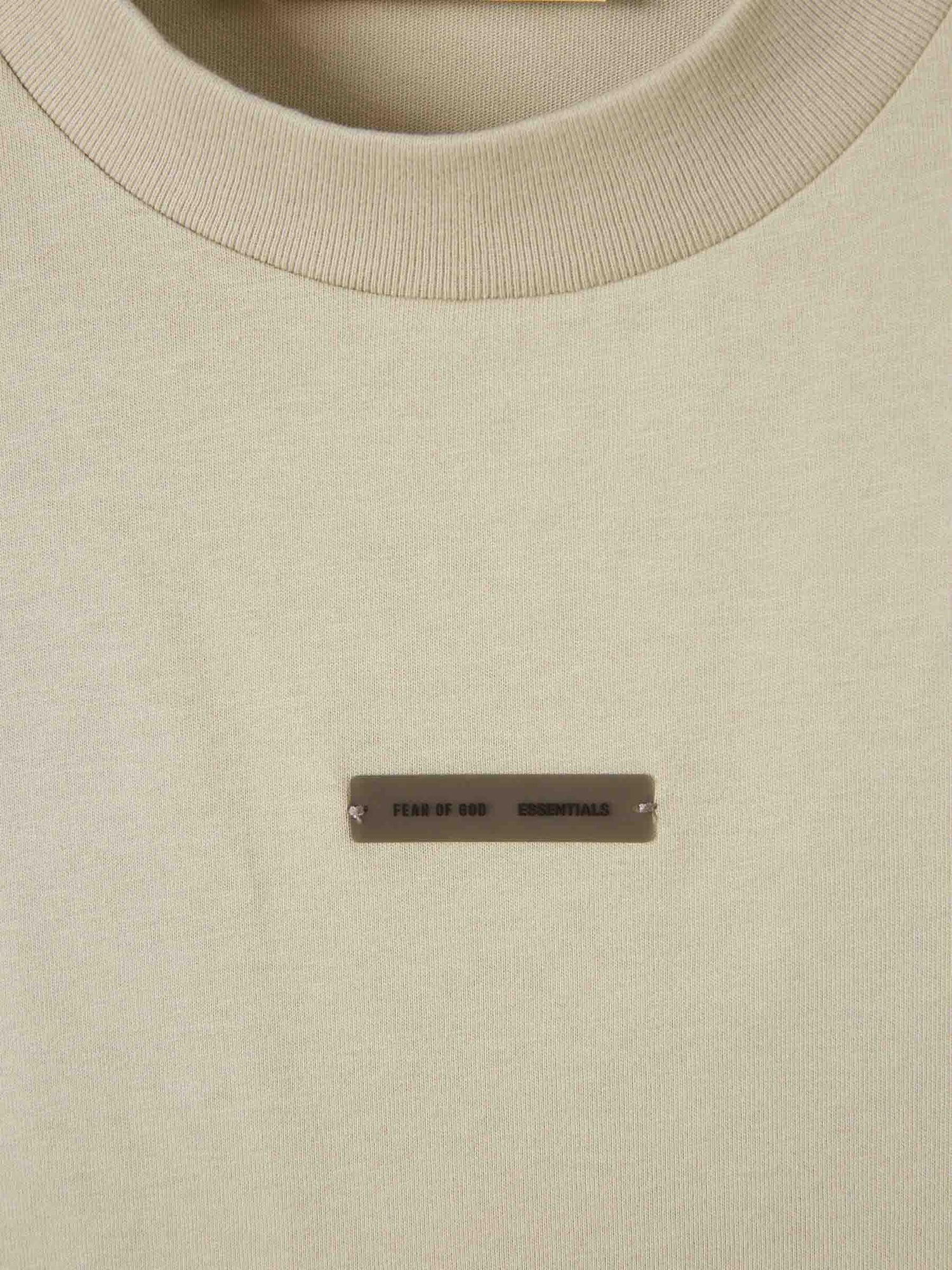 Outlet online Fear of God Essentials Hombre Camiseta Cuello Redondo color Gris Piedra sku 553-004403 01 - Foto 3