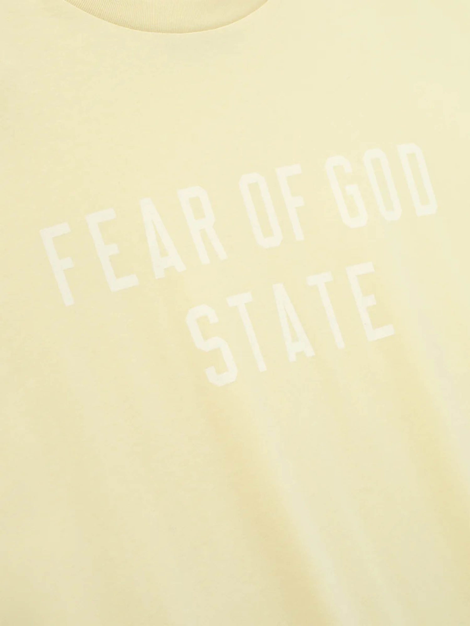 Outlet online Fear of God Essentials Hombre Camiseta Cuello Redondo color Amarillo sku 553-004406 01 - Foto 3