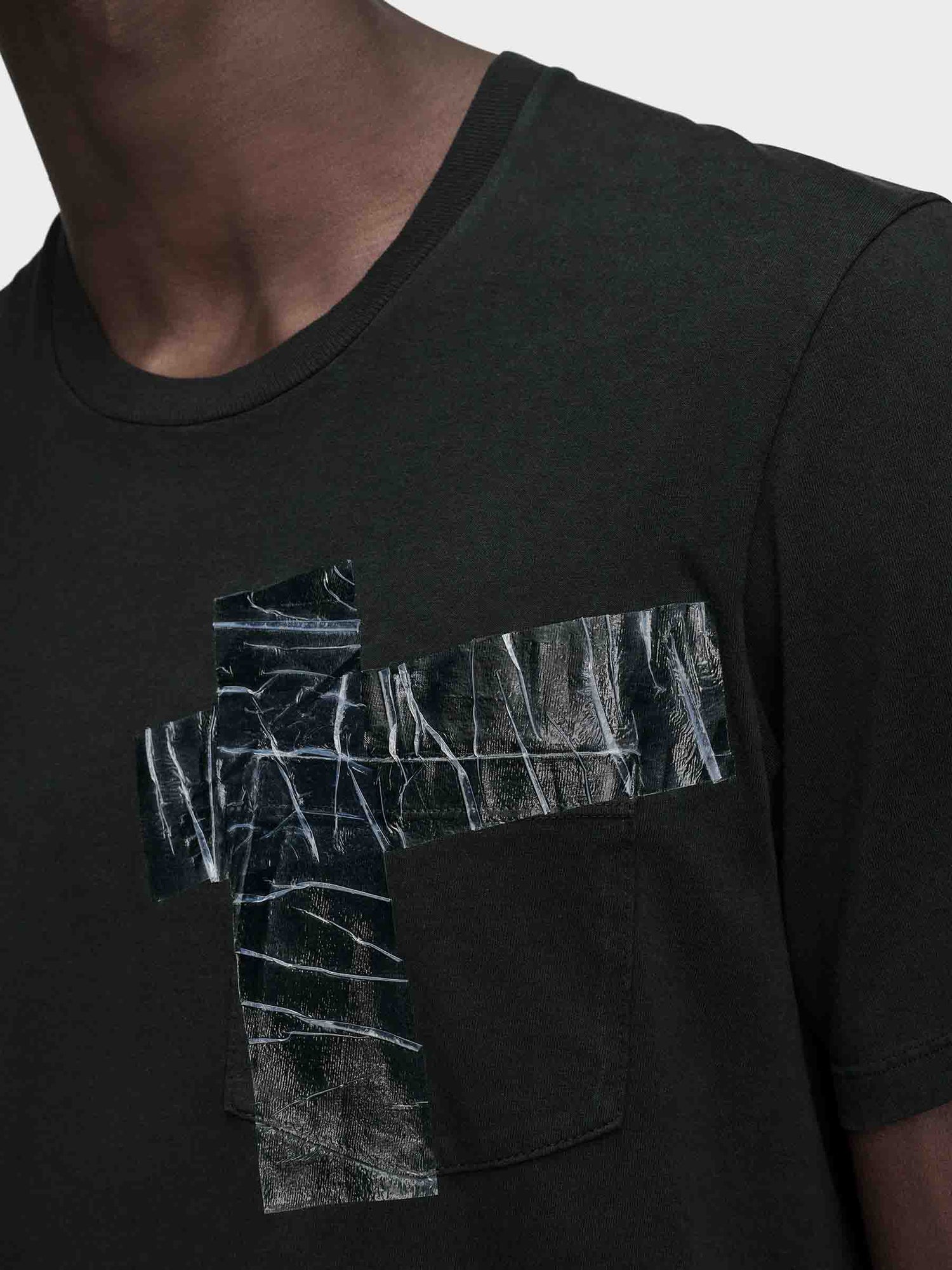 Outlet online Maison Margiela Hombre Camiseta Cuello Redondo color Negro sku 553-004716 01 - Foto 4