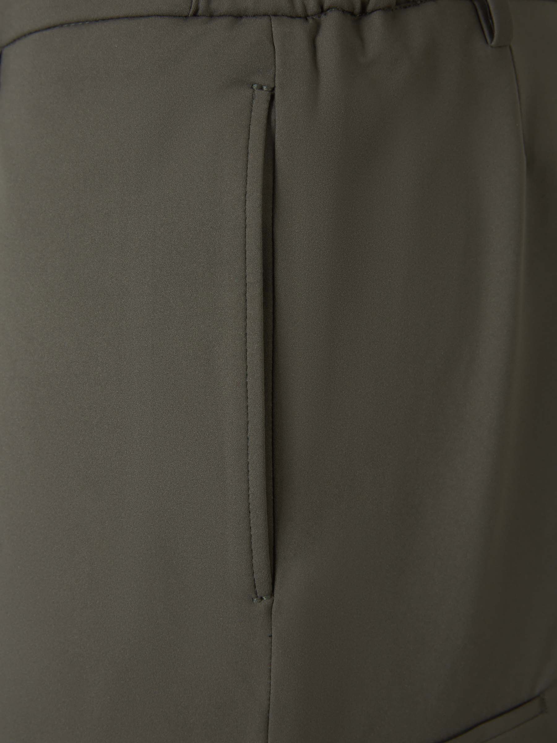 Outlet online Berwich Hombre Bermudas Retro Elax color Verde Militar sku 523-000982 02 - Foto 4