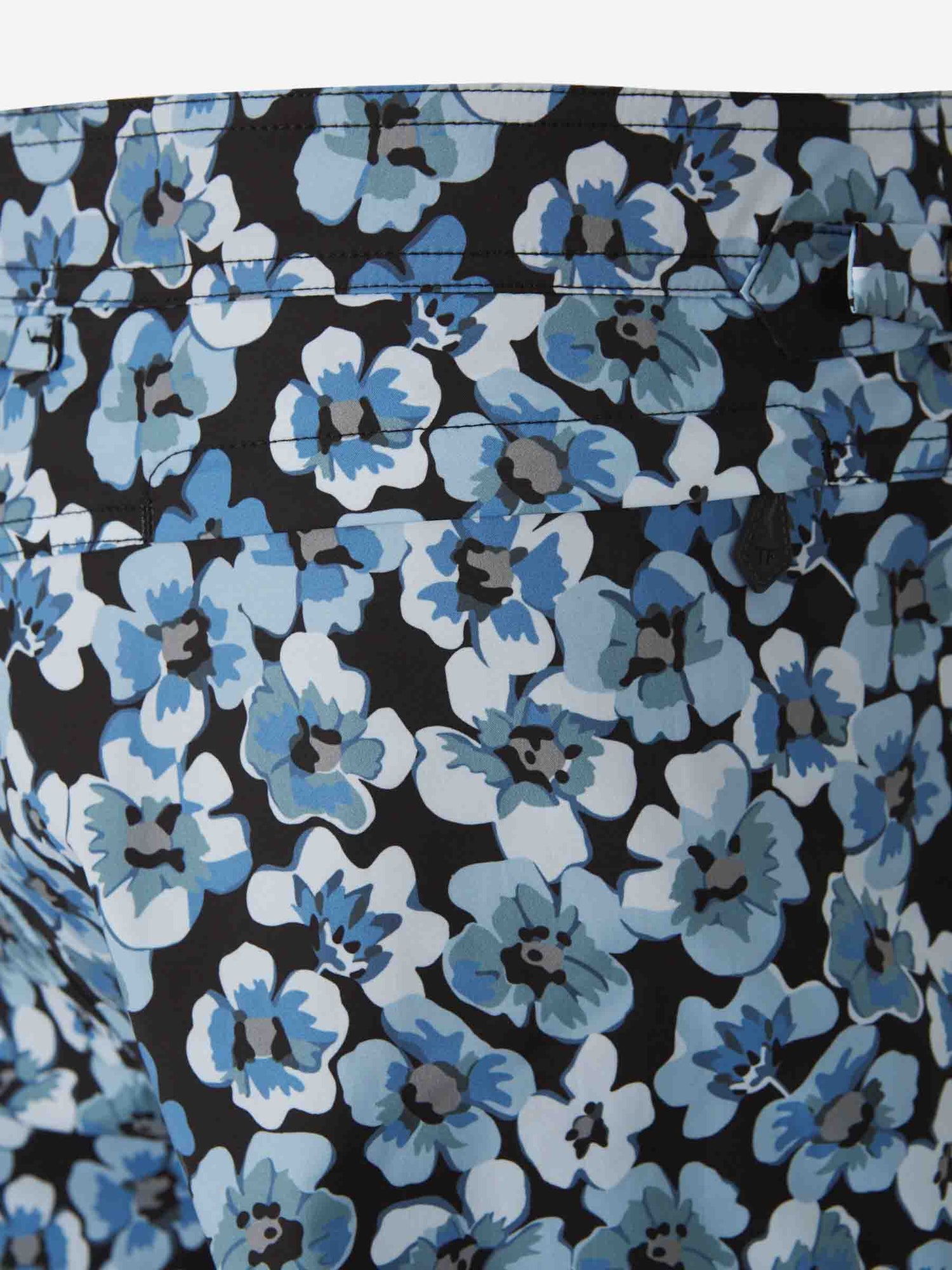 Outlet online Tom Ford Hombre Bañador Floral Pansy color Azul sku 561-001344 02 - Foto 5