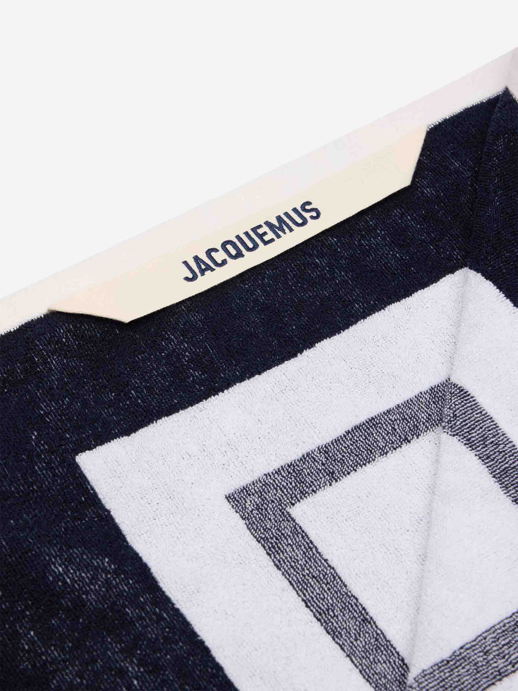 Outlet online Jacquemus Hombre Toalla Playa Croisière color Azul Marino sku 562-000051 01 - Foto 2