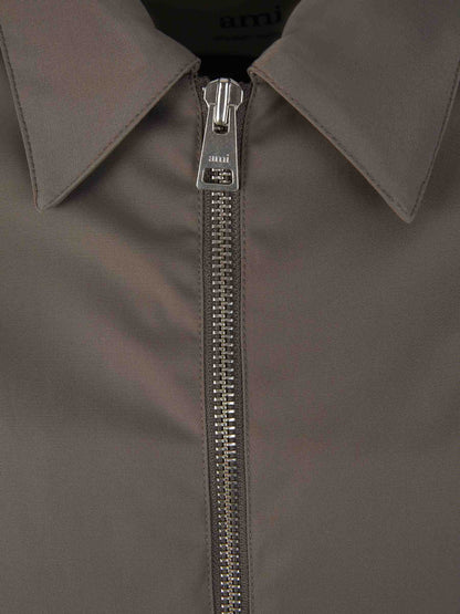 Outlet online Ami Paris Hombre Chaqueta Elástico Logo color Gris Piedra sku 512-002217 01 - Foto 3